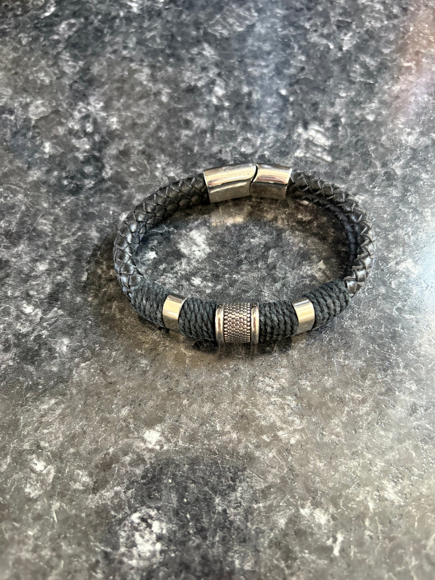 Bracelet style cuirette et stenless