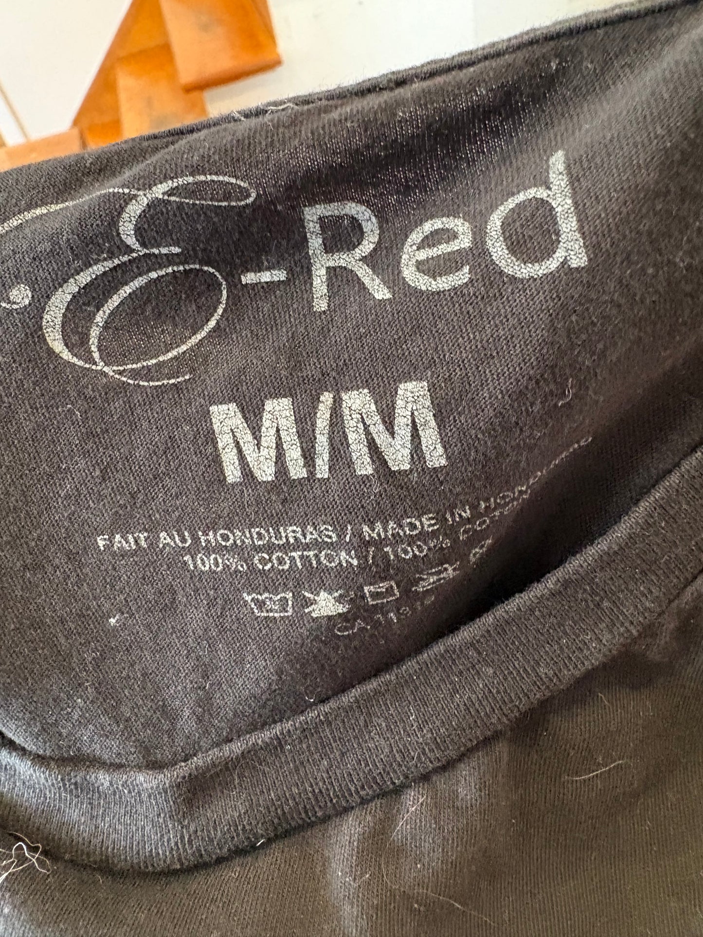 Chandail à donner avec achat