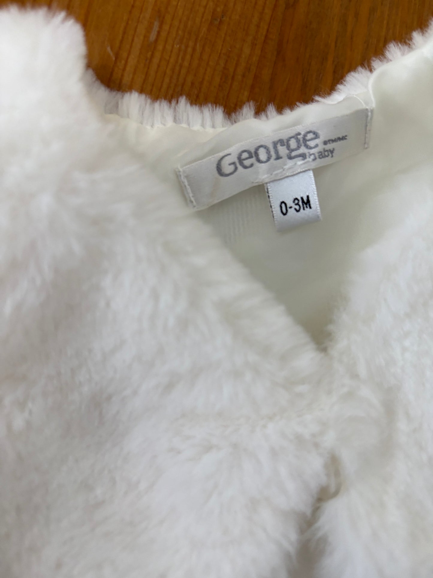 Bolero george 0-3 mois état neuf