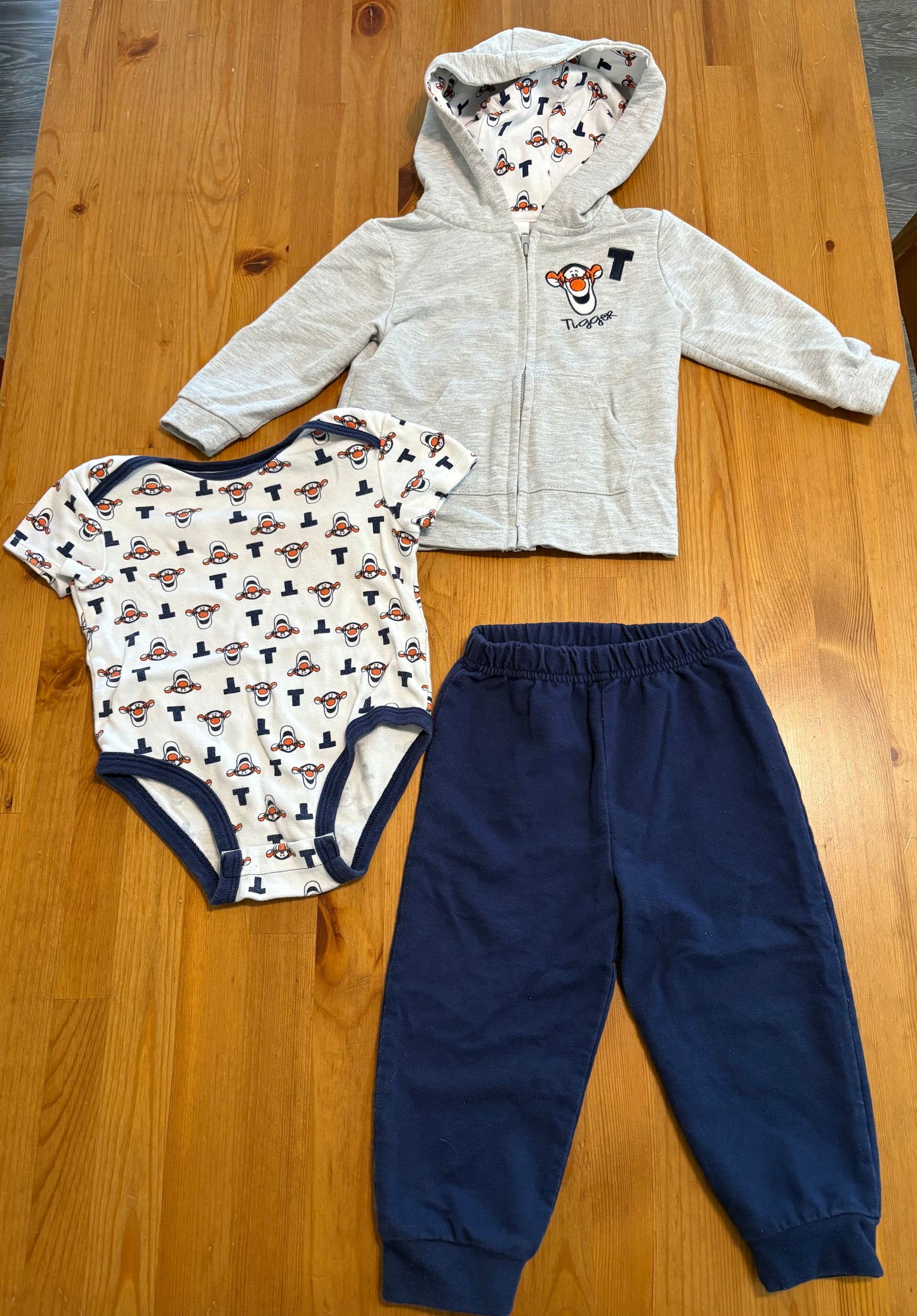 Ensemble 18 mois disney