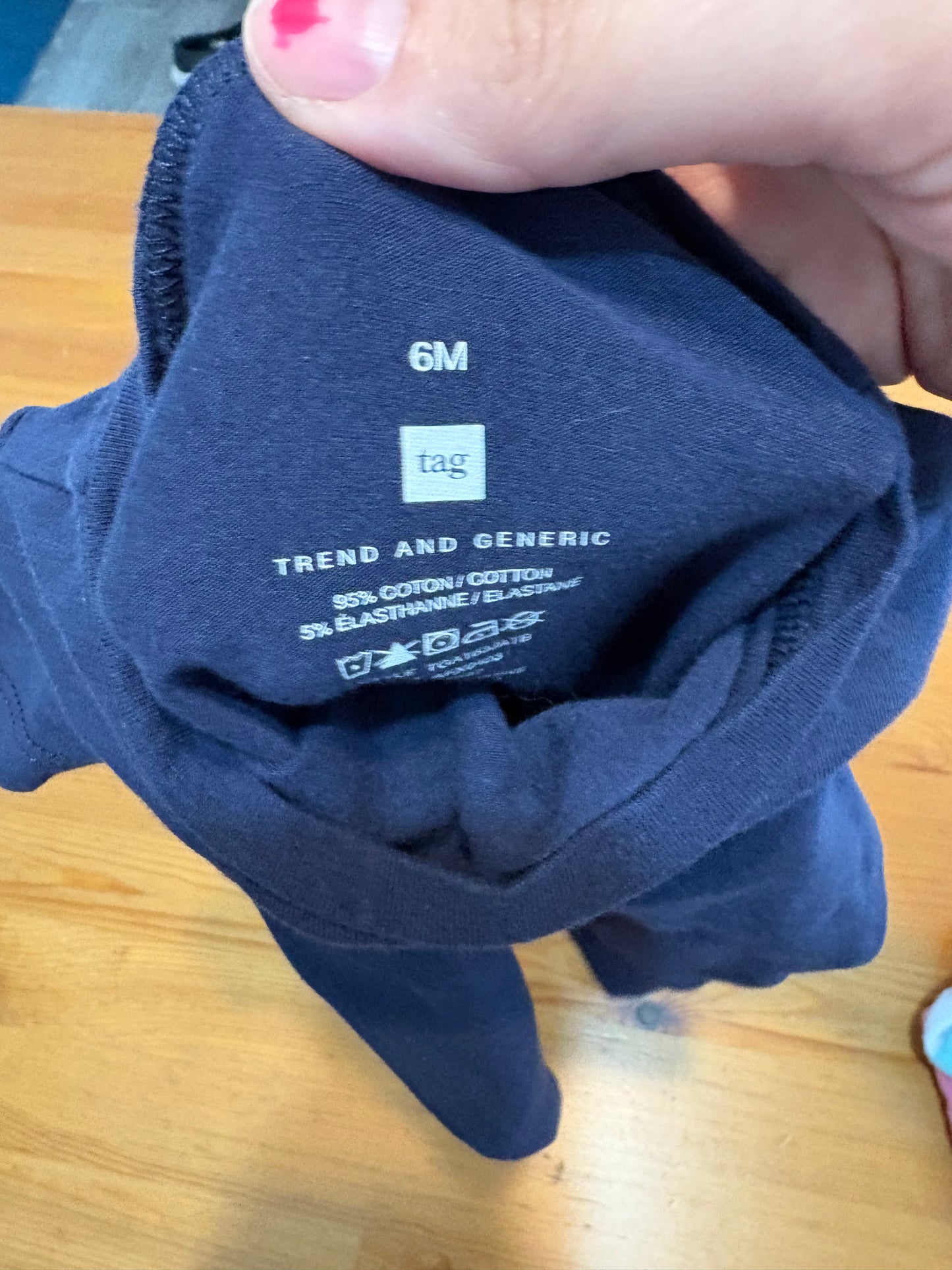 t-shirt tag 6 mois