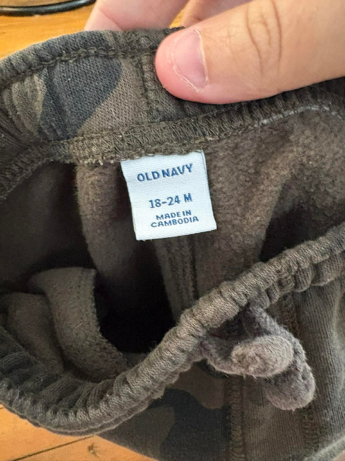 Jogging old navy 18-24 mois