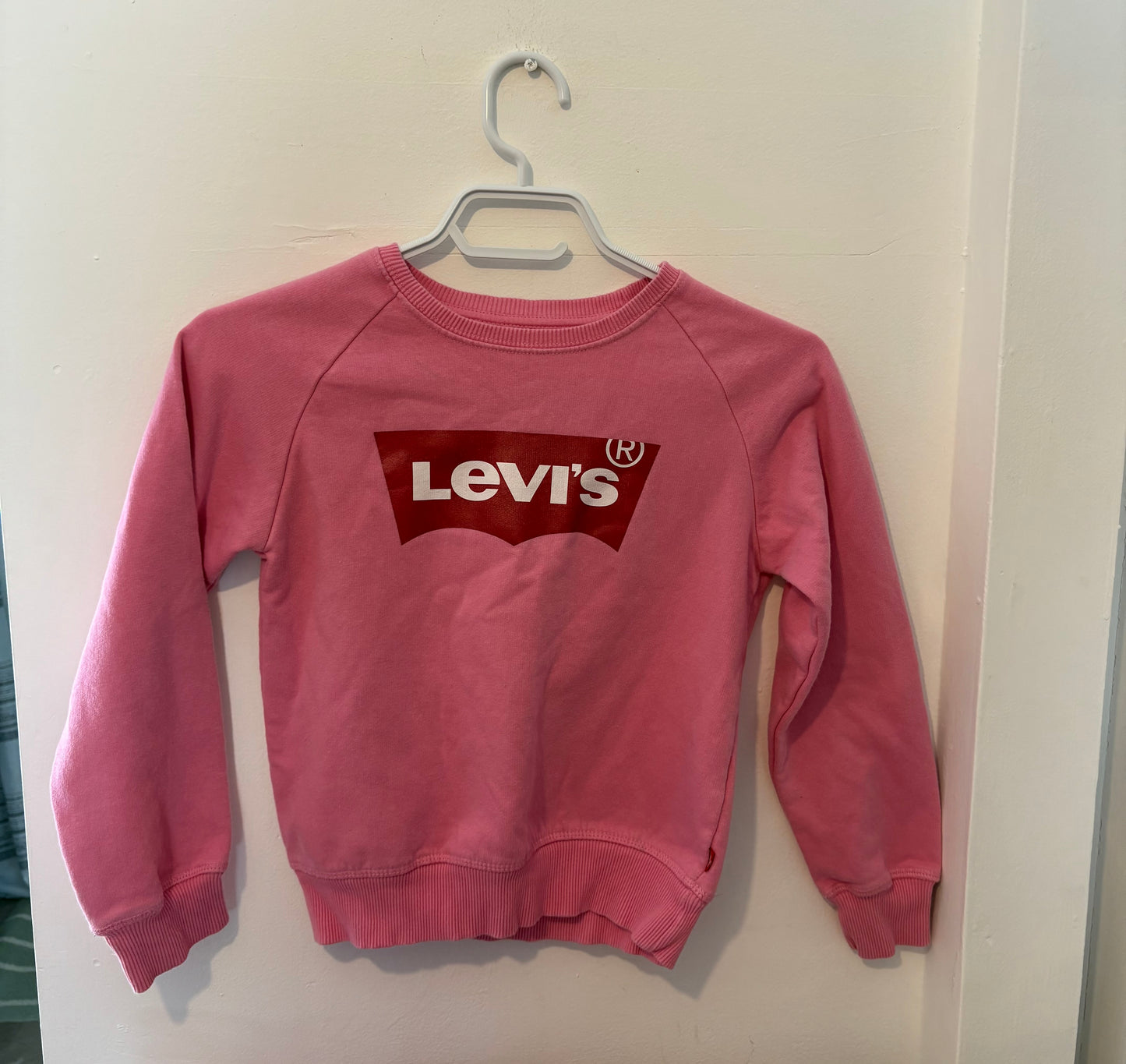 Coton ouaté Levi Medium valeur 51$ neuf
