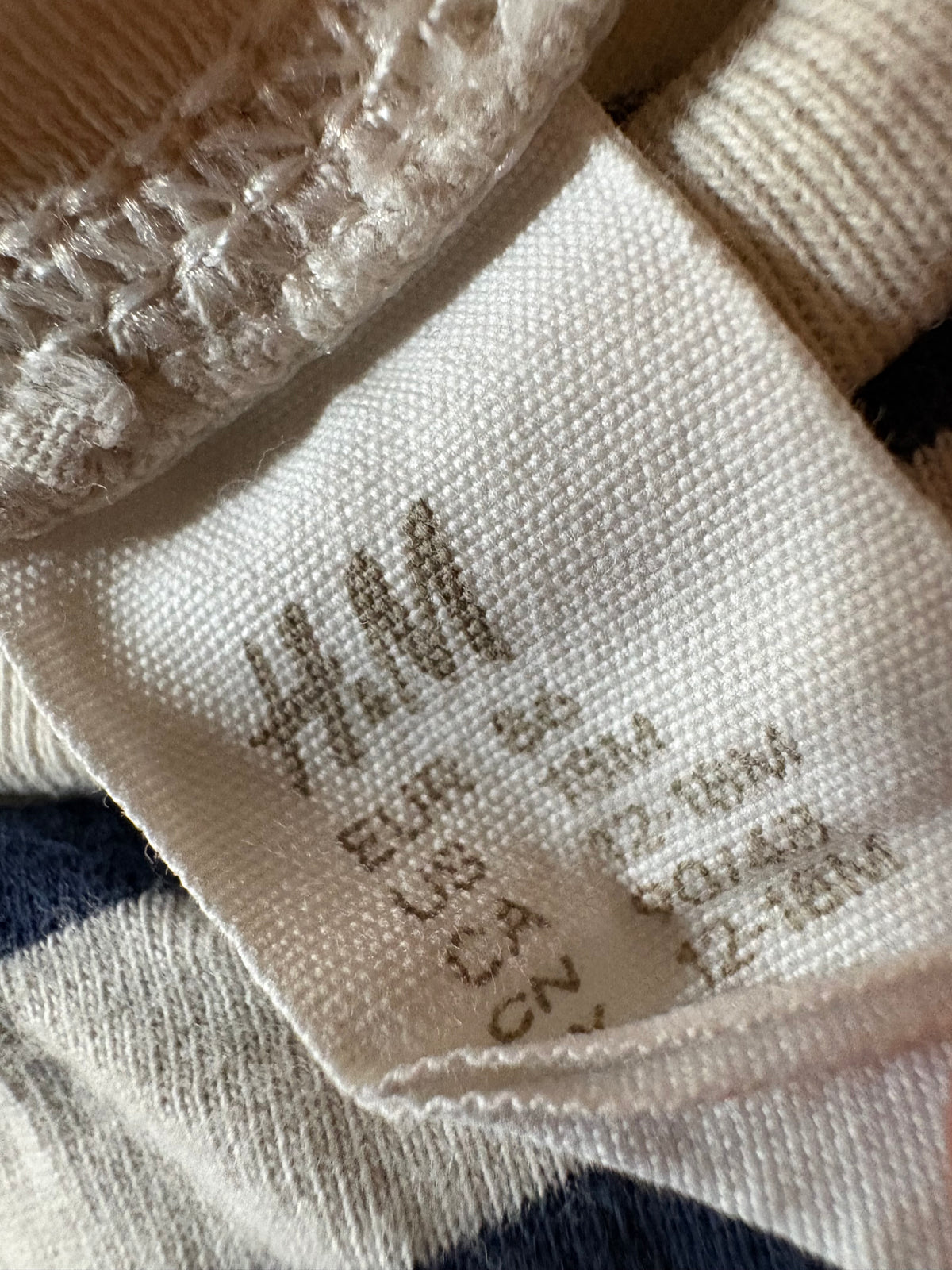 Chandail h&m 12-18 mois (cmb)