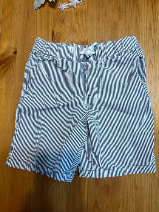 Short child of mine 5 ans état neuf