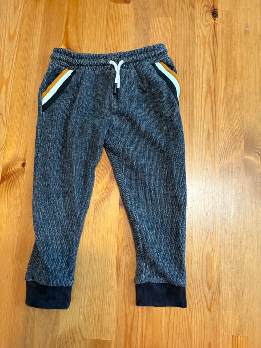 Jogging romy et aksel 24 mois