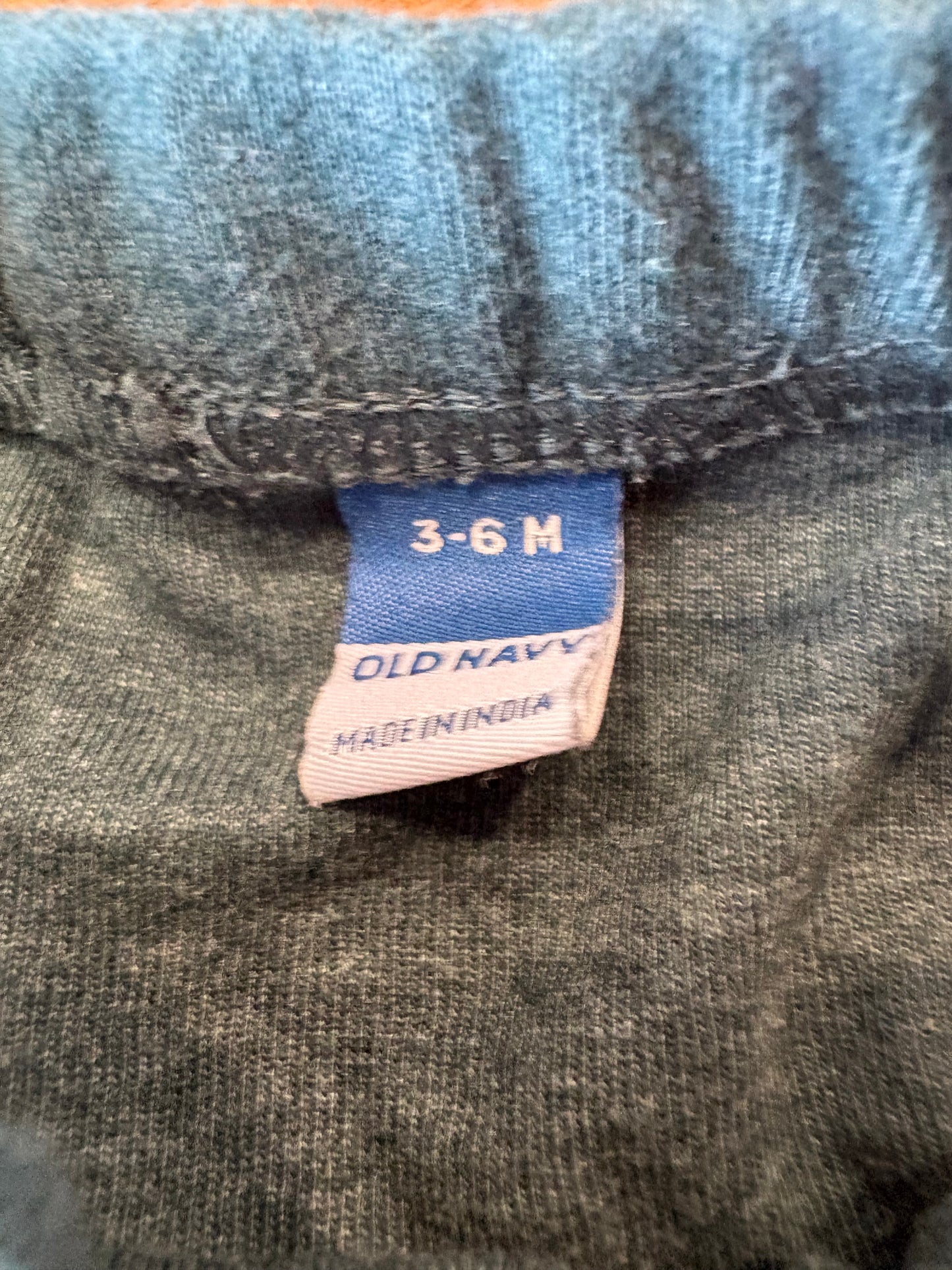 Ensemble Old navy 3-6 mois