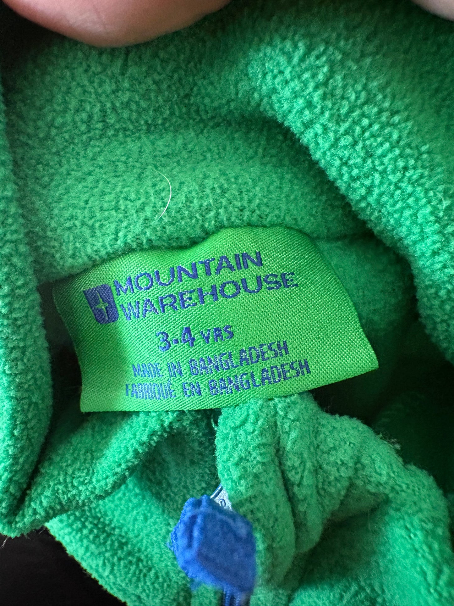 Chandail chaud mountain warehouse 3-4T (cmb)