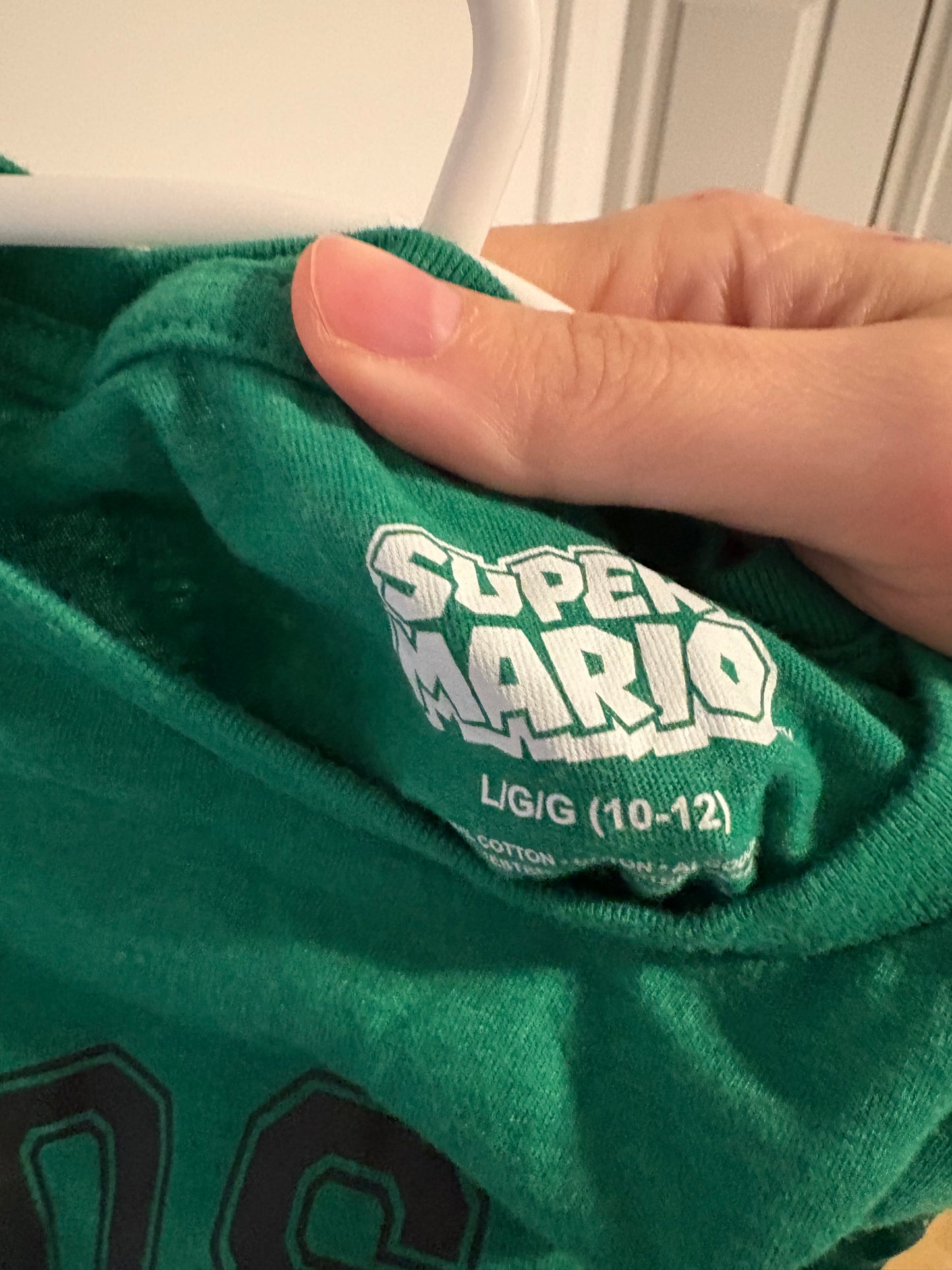 t-shirt super mario 10-12 ans état neuf