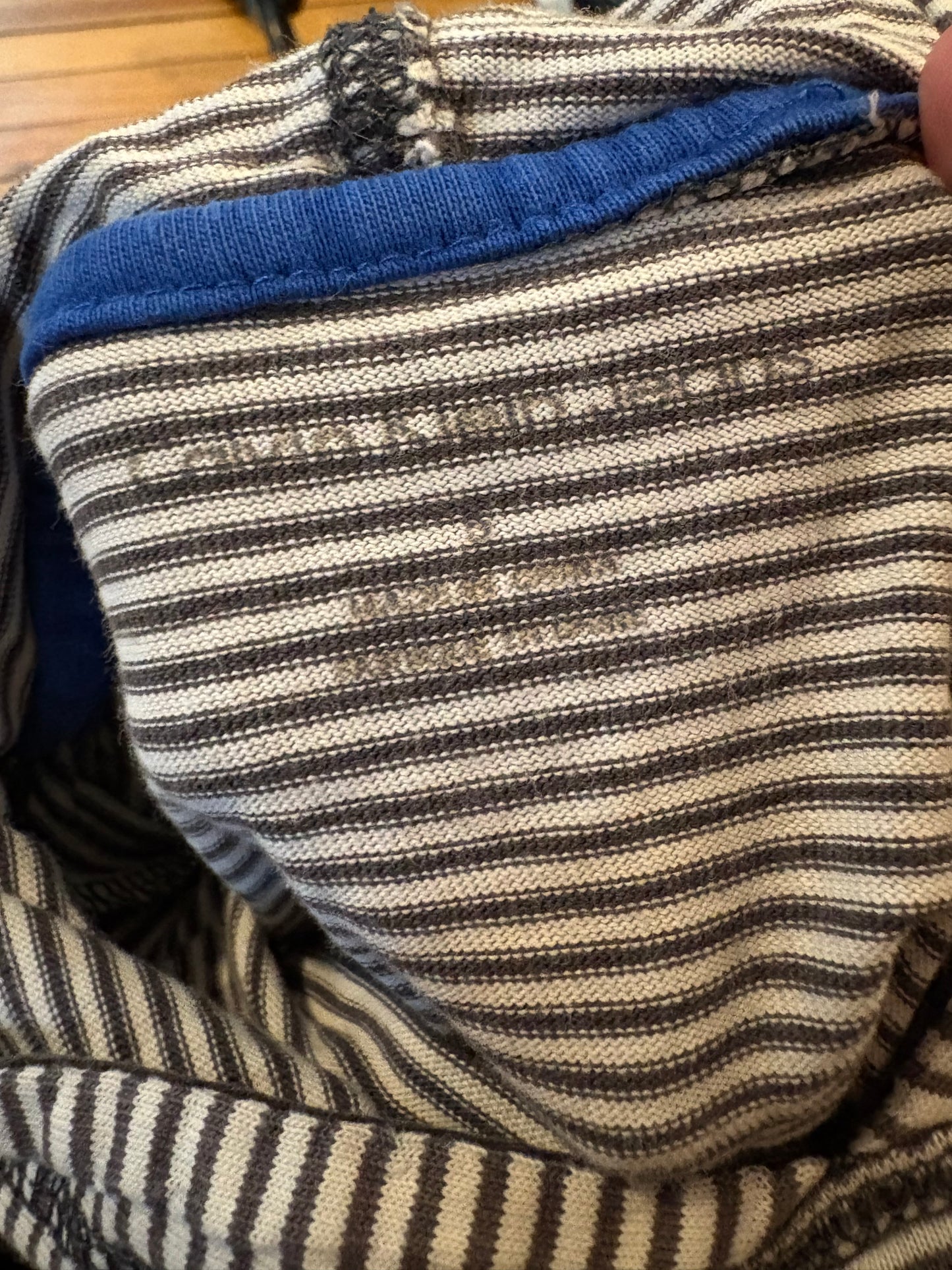 Chandail Calvin Klein 5 ans * imparfait