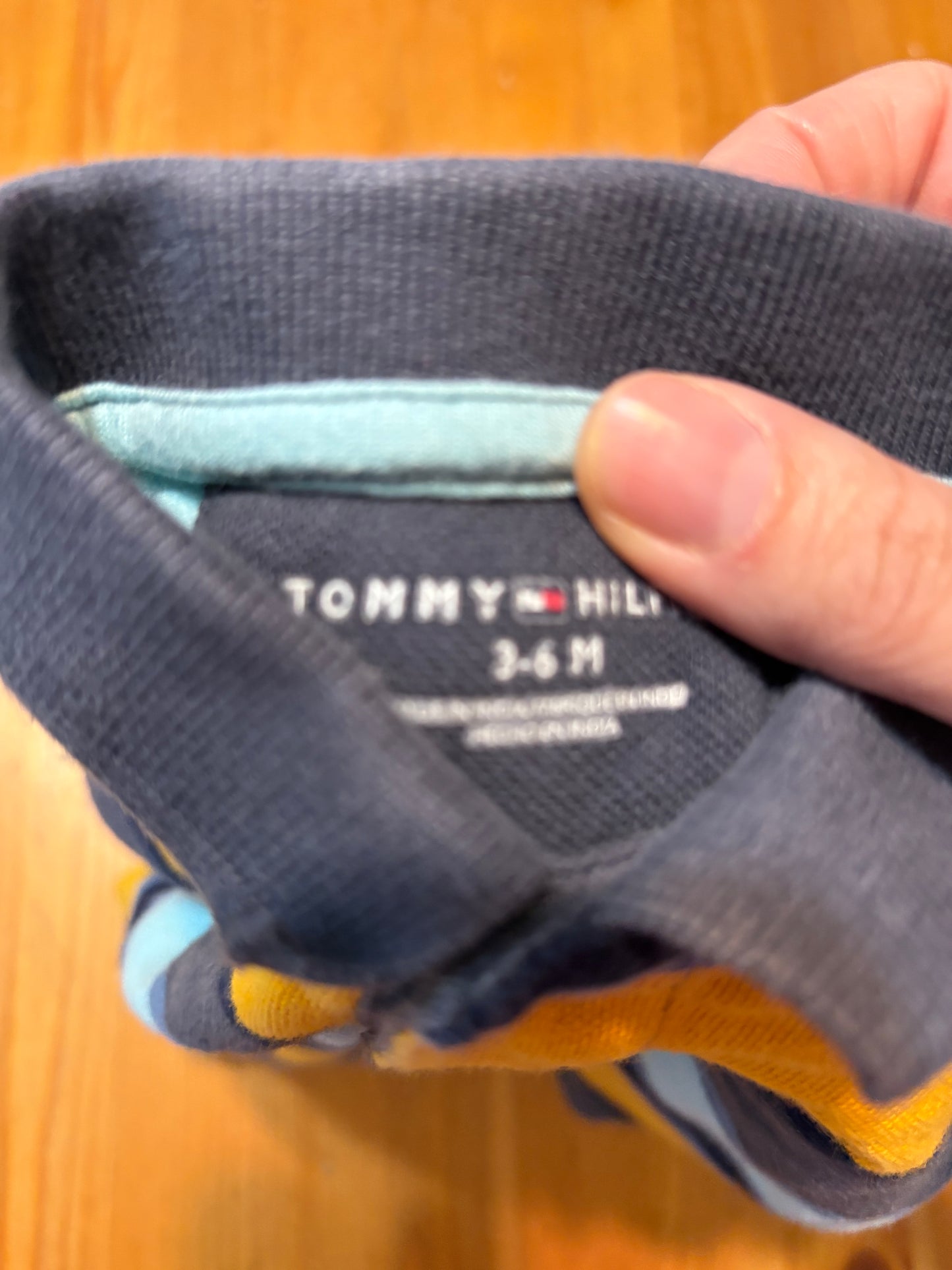 Polo tommy hilfiger 3-6 mois