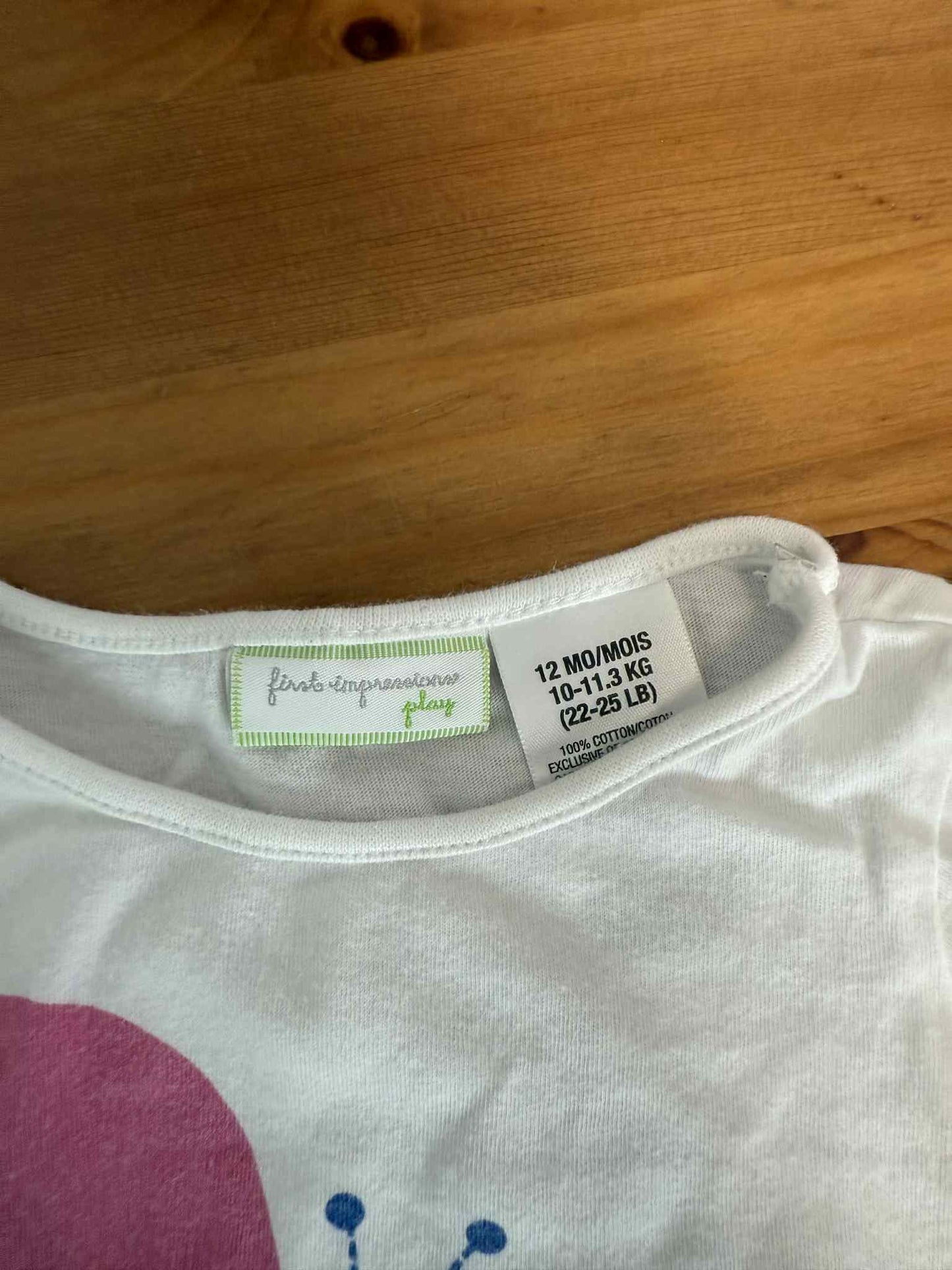 T-shirt first impression 12 mois