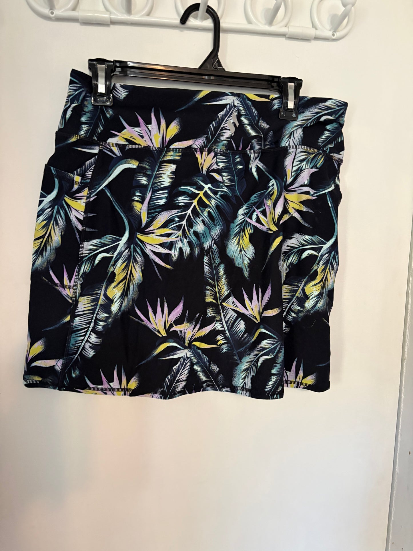 Jupe-short sketchers large + 20% appliquer solde été