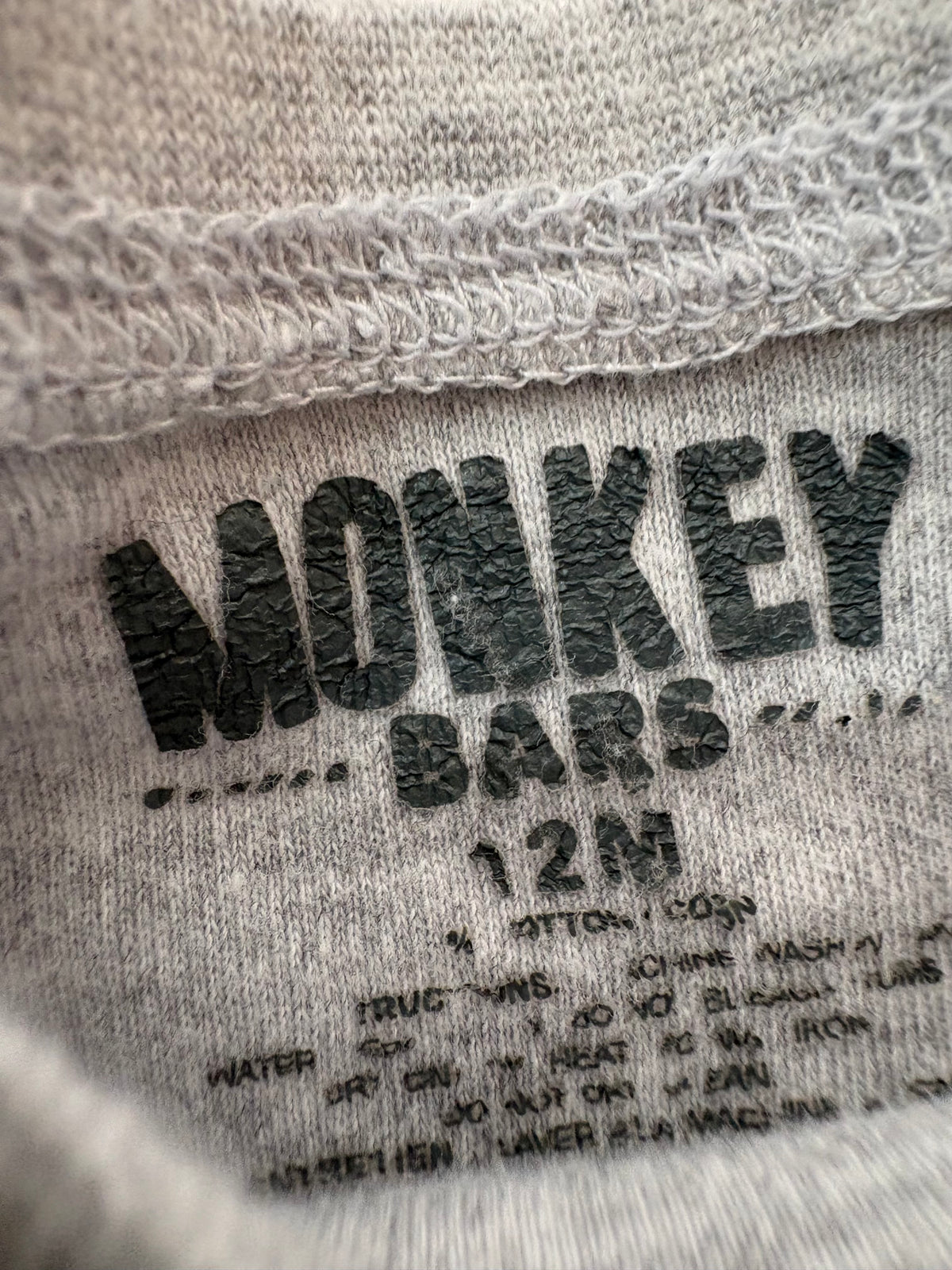 Chandail monkey bars 12 mois fait petit (cmb)