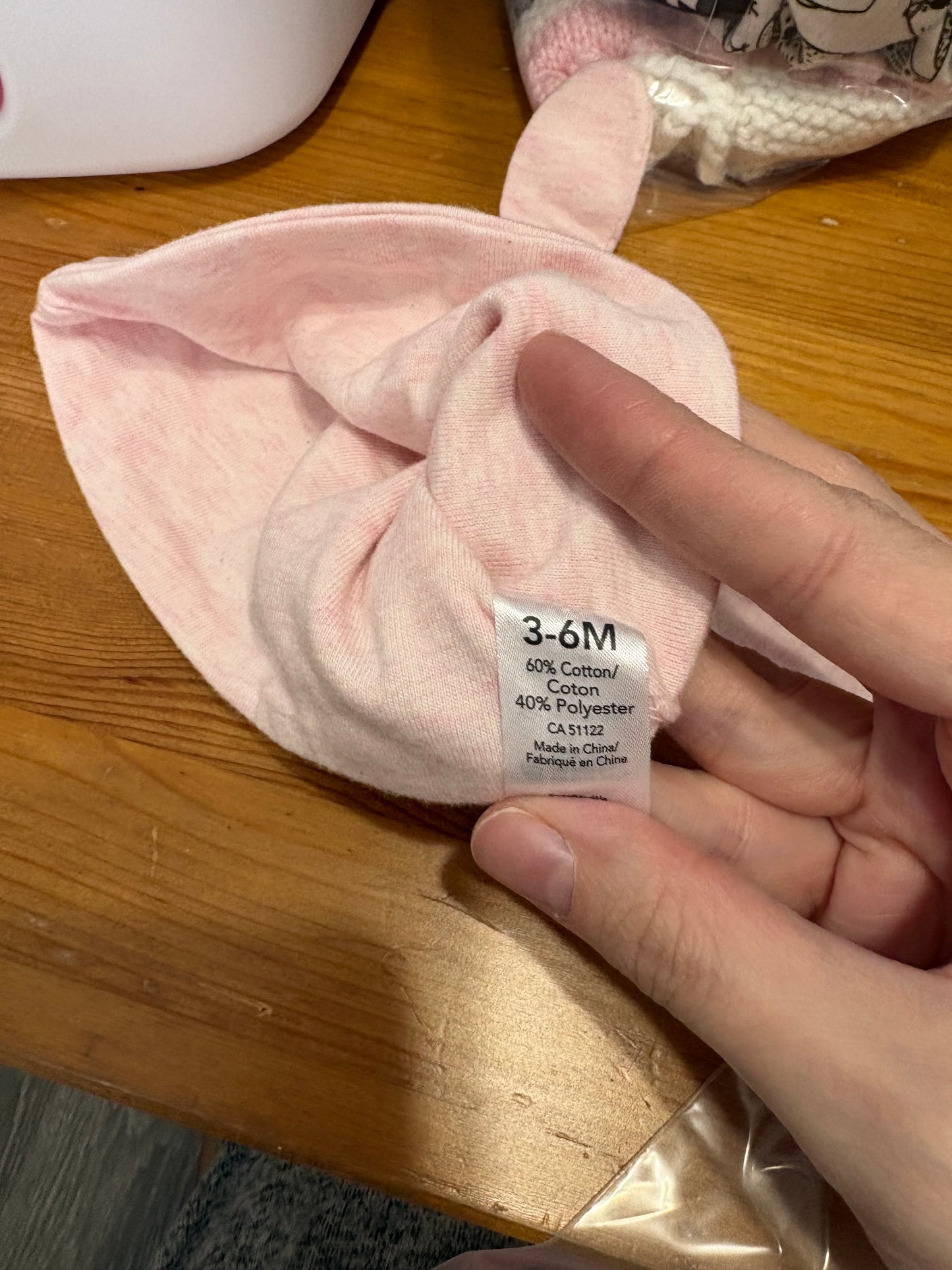 Bonnet george état neuf 3-6 mois