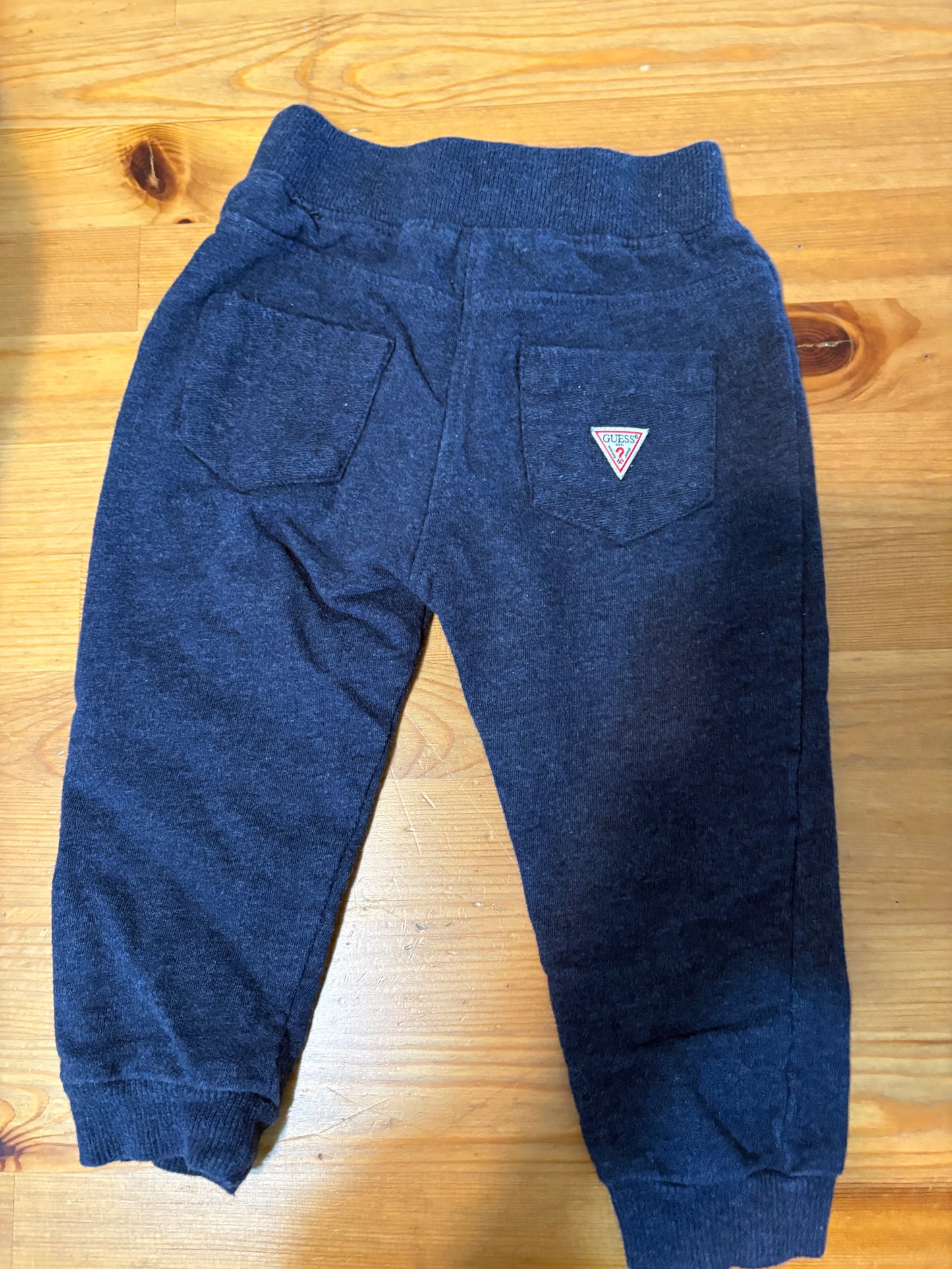 pantalon guess 12 mois état neuf