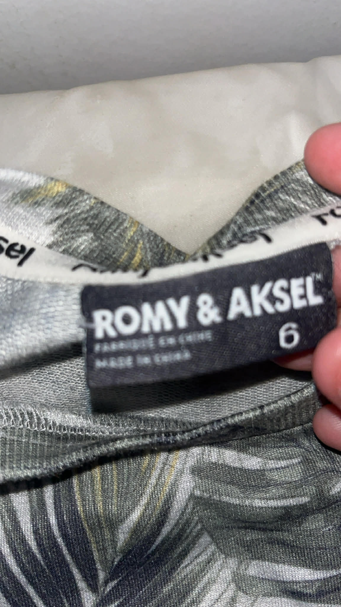 Gilet romy & askel 6 ans NEUF valeur 35$