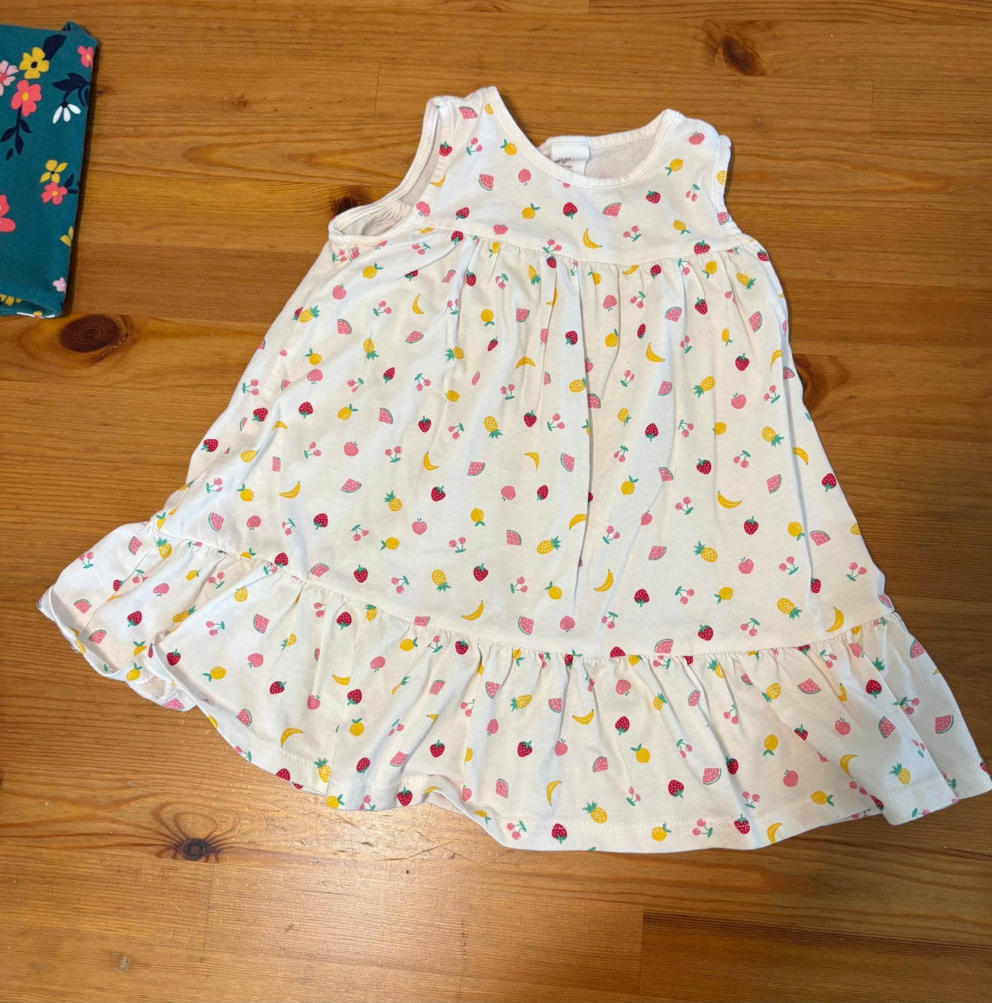 Robe H&M 12-18 mois