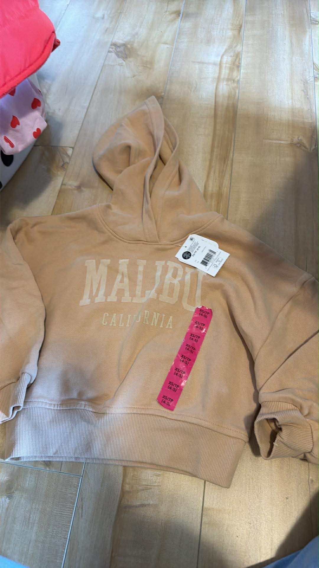 Gilet neuf 4-5 ans