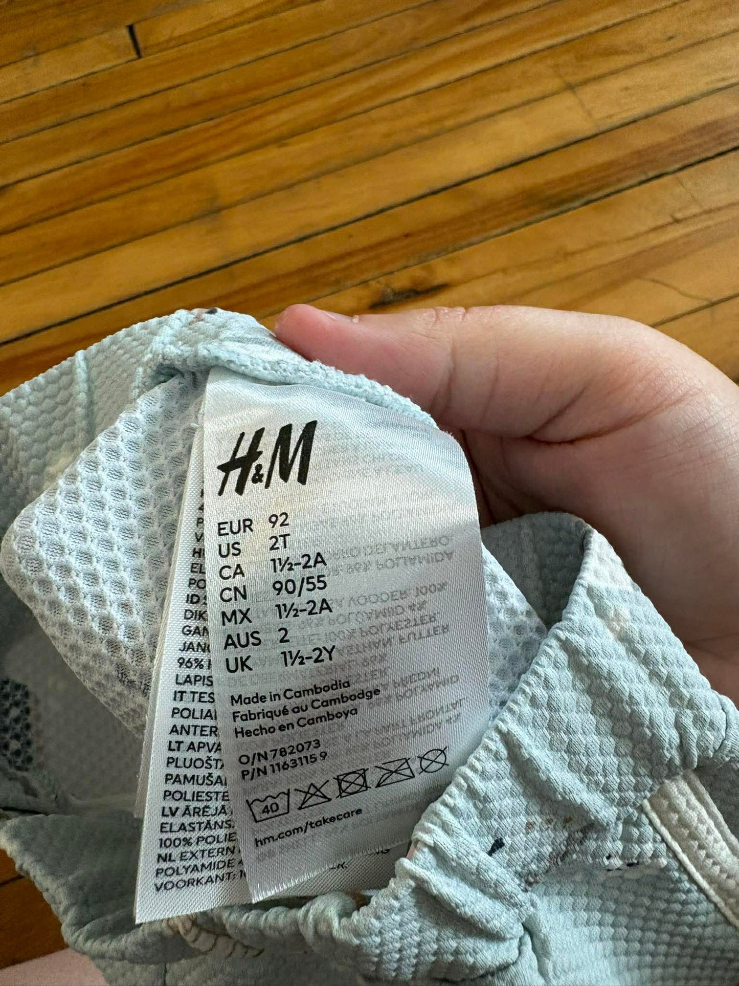 Costume de bain état neuf h&m 1ans21/2