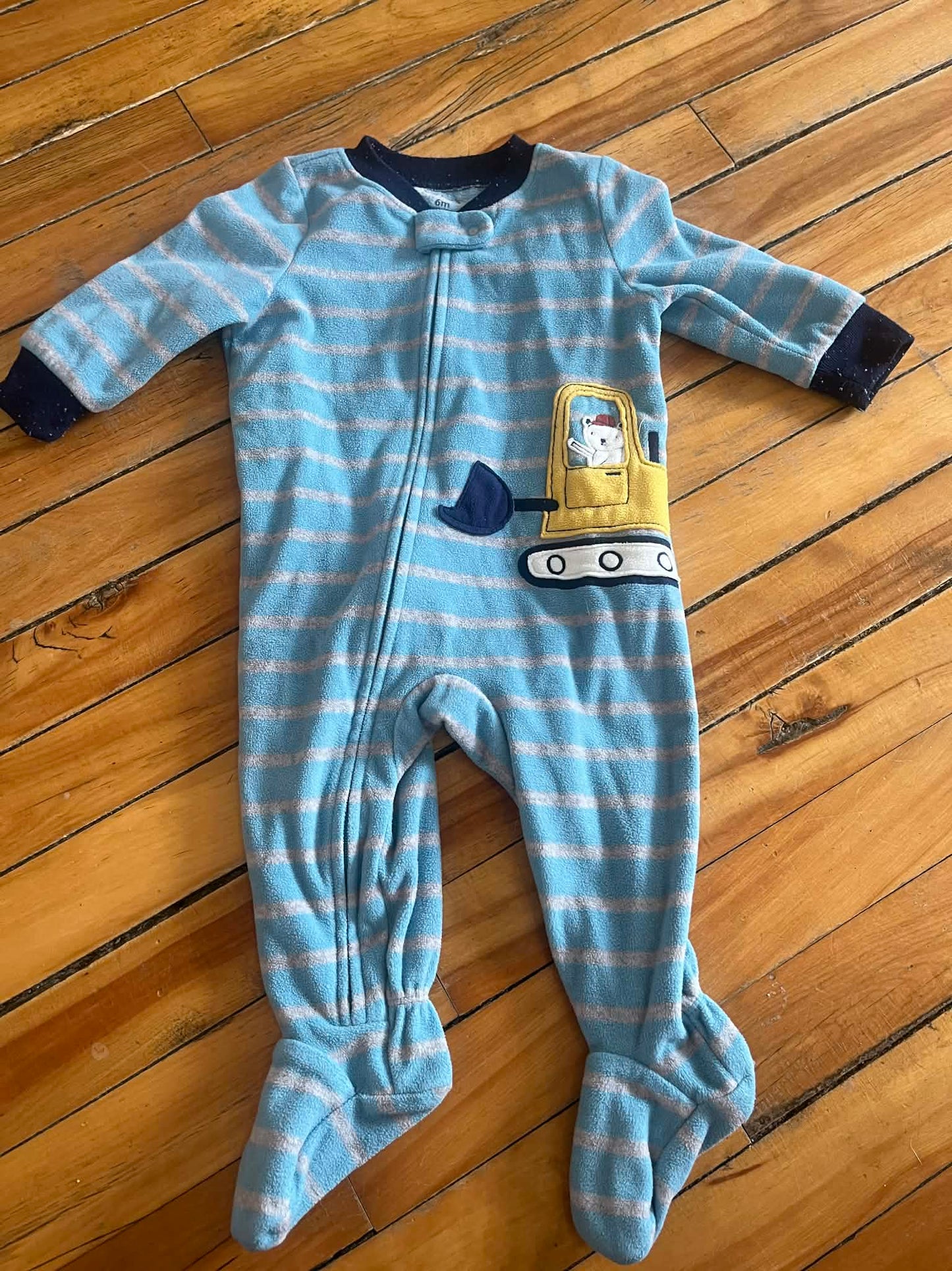 Pyjama carter’s 6 mois *