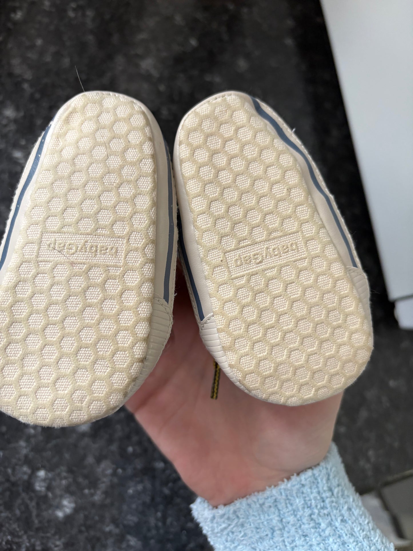 soulier gap 6-12 mois