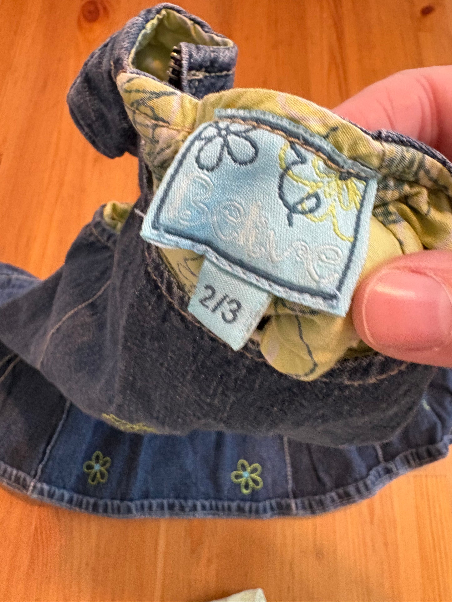 Robe jeans believe 2-3 ans vintage 2000’’