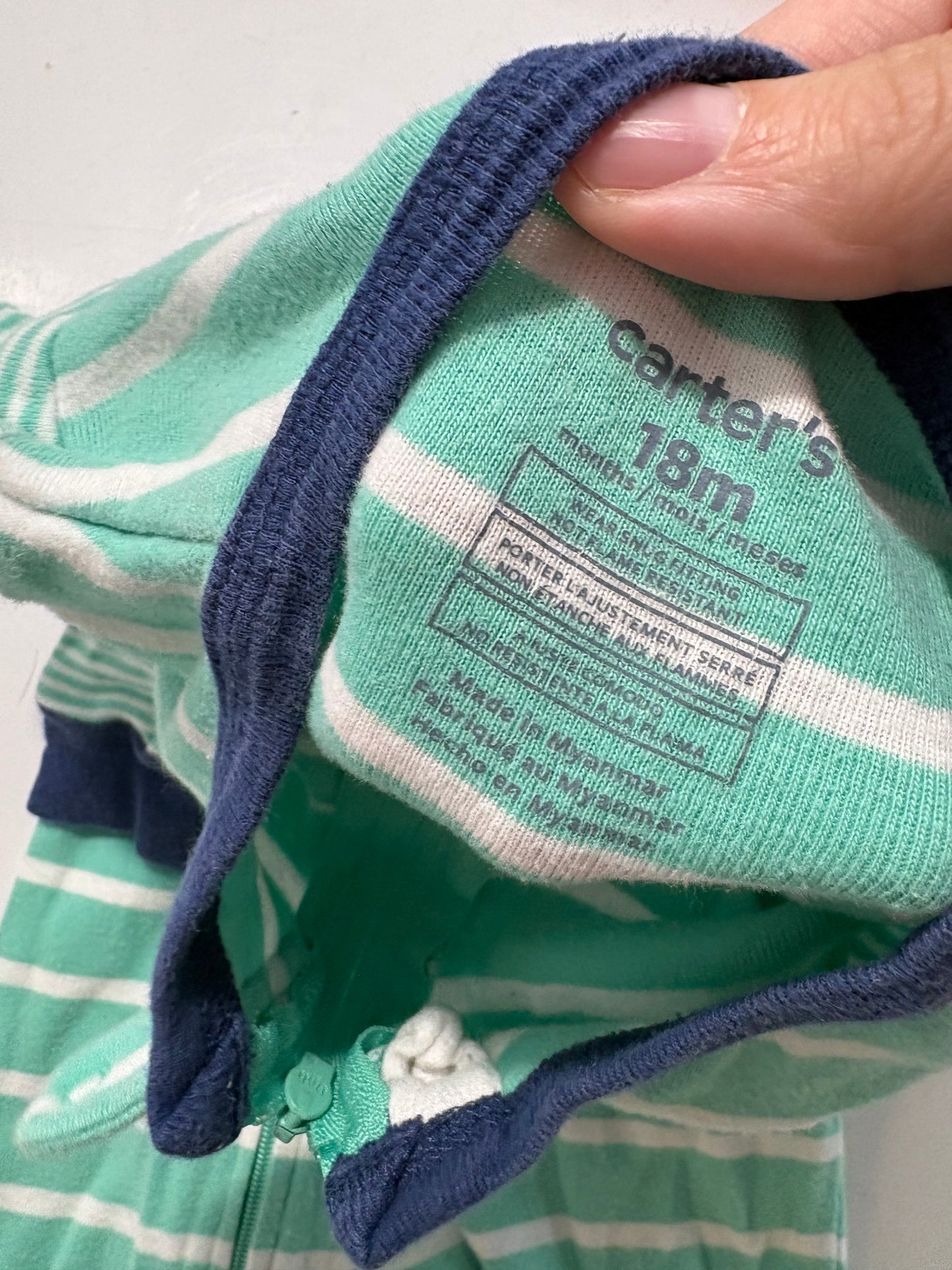 Pyjama carter’s 18 mois *imparfait