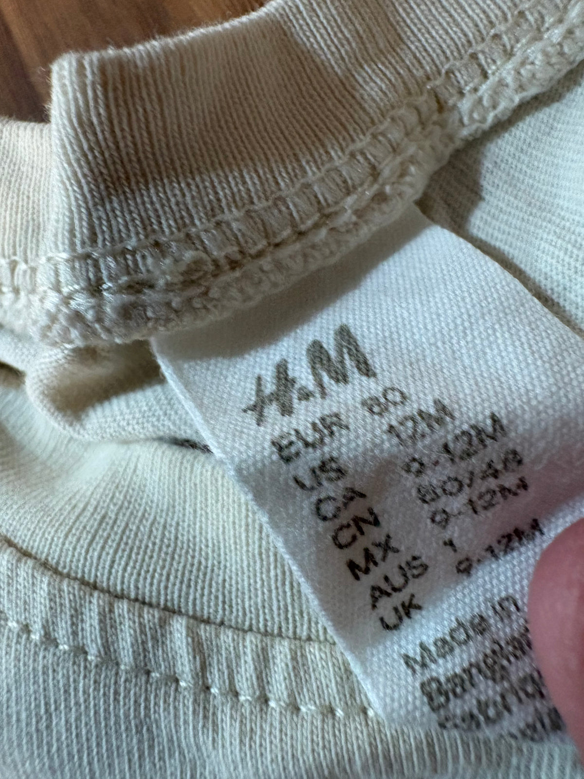 Chandail h&m 9-12 mois (cmb)