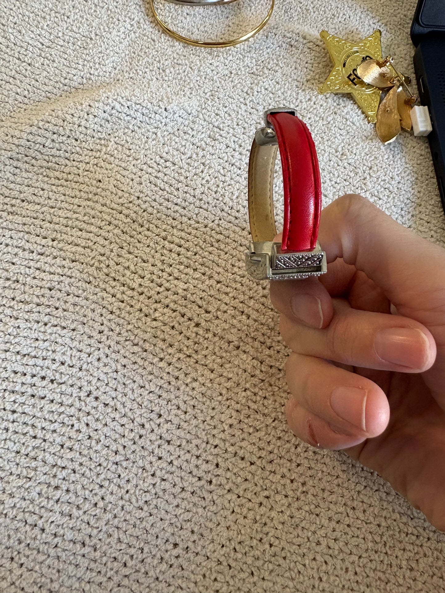 Montre stenless fait petit