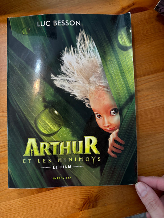 Livre fantastique Arthur