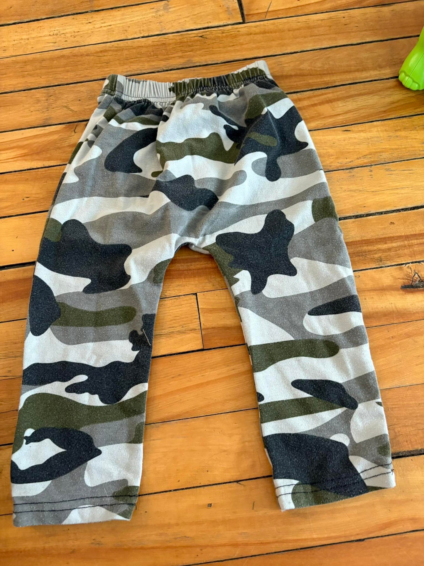 Pantalon 18-24 mois *