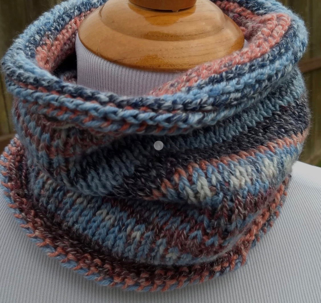 Ensemble tuque et col femme et homme * plusieurs choix de couleurs et dégradées disponibles.