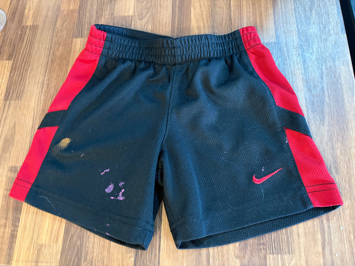 Short nike 2T (cmb) *