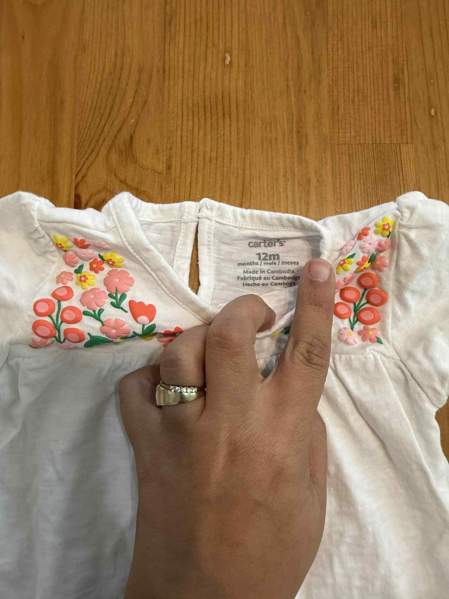 T-shirt carter’s 12 mois