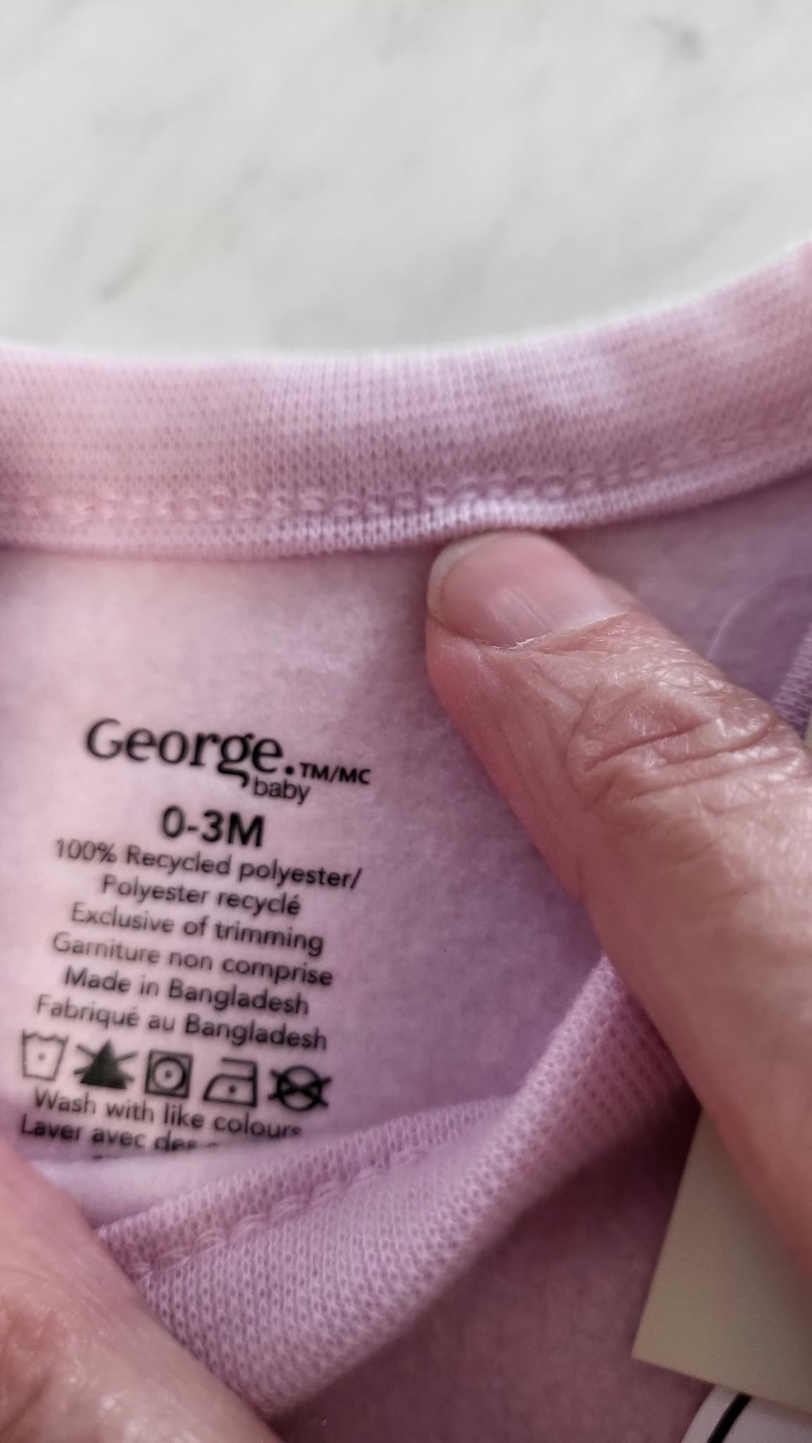 Ensemble neuf avec étiquette george 0-3 mois