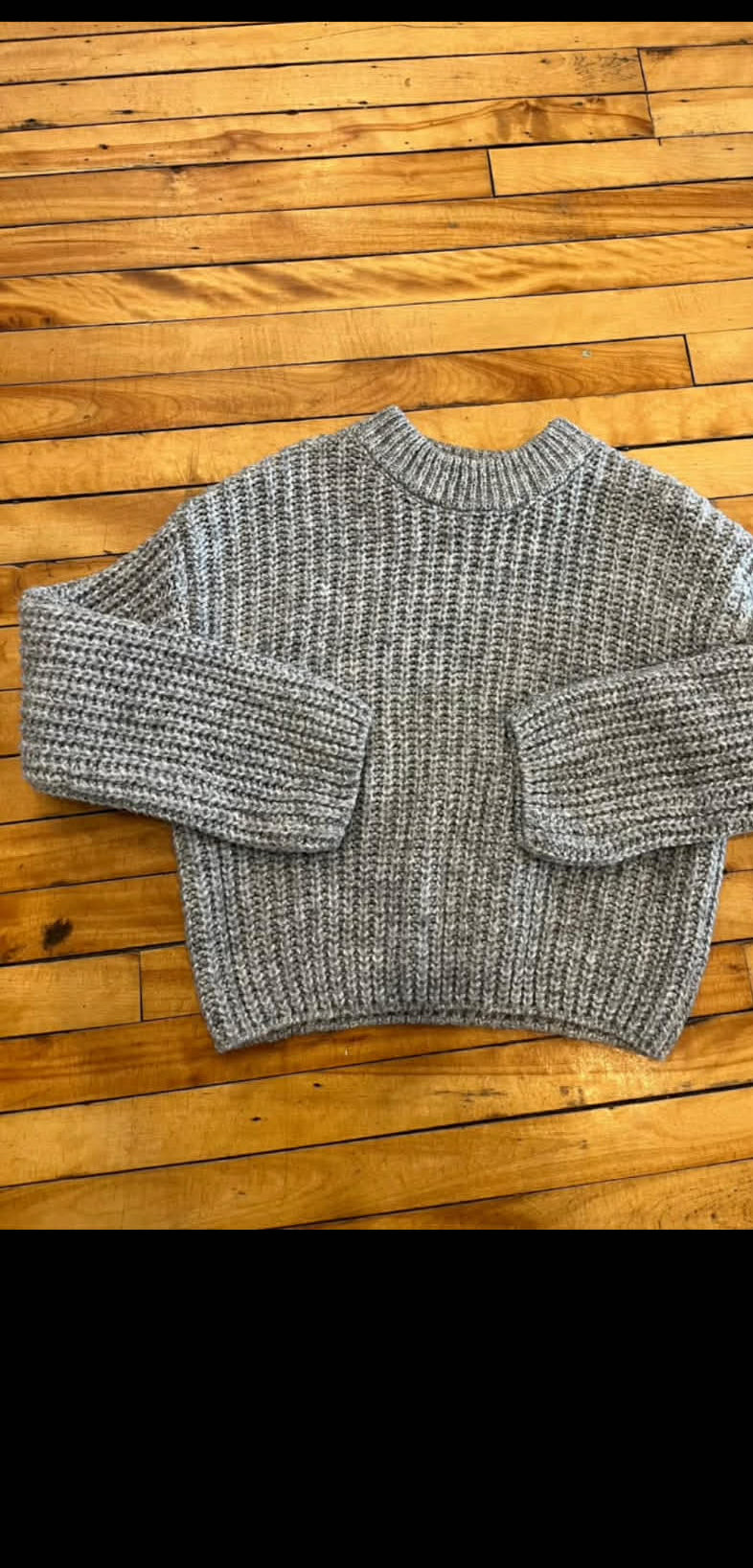 Tricot medium neuf ardene(consignationmb)
