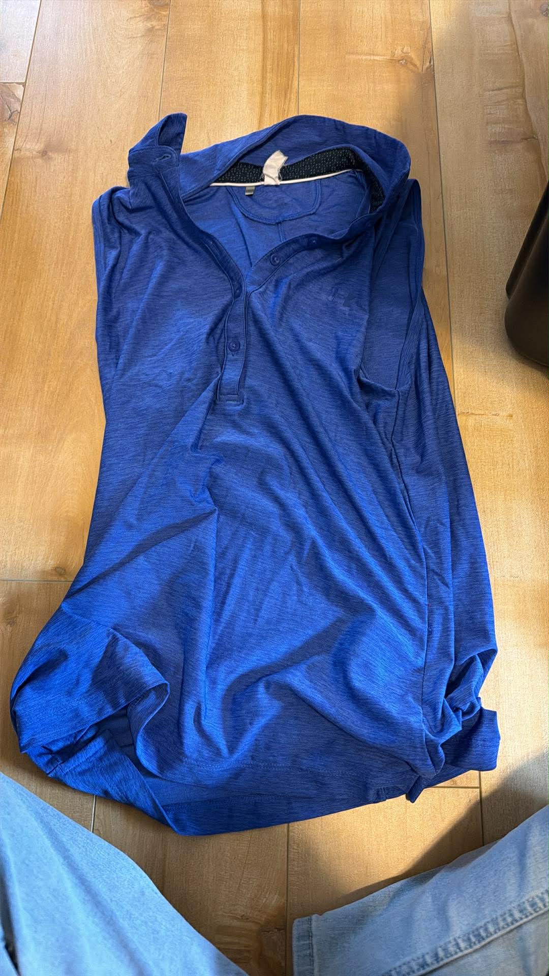 Camisole under armour small