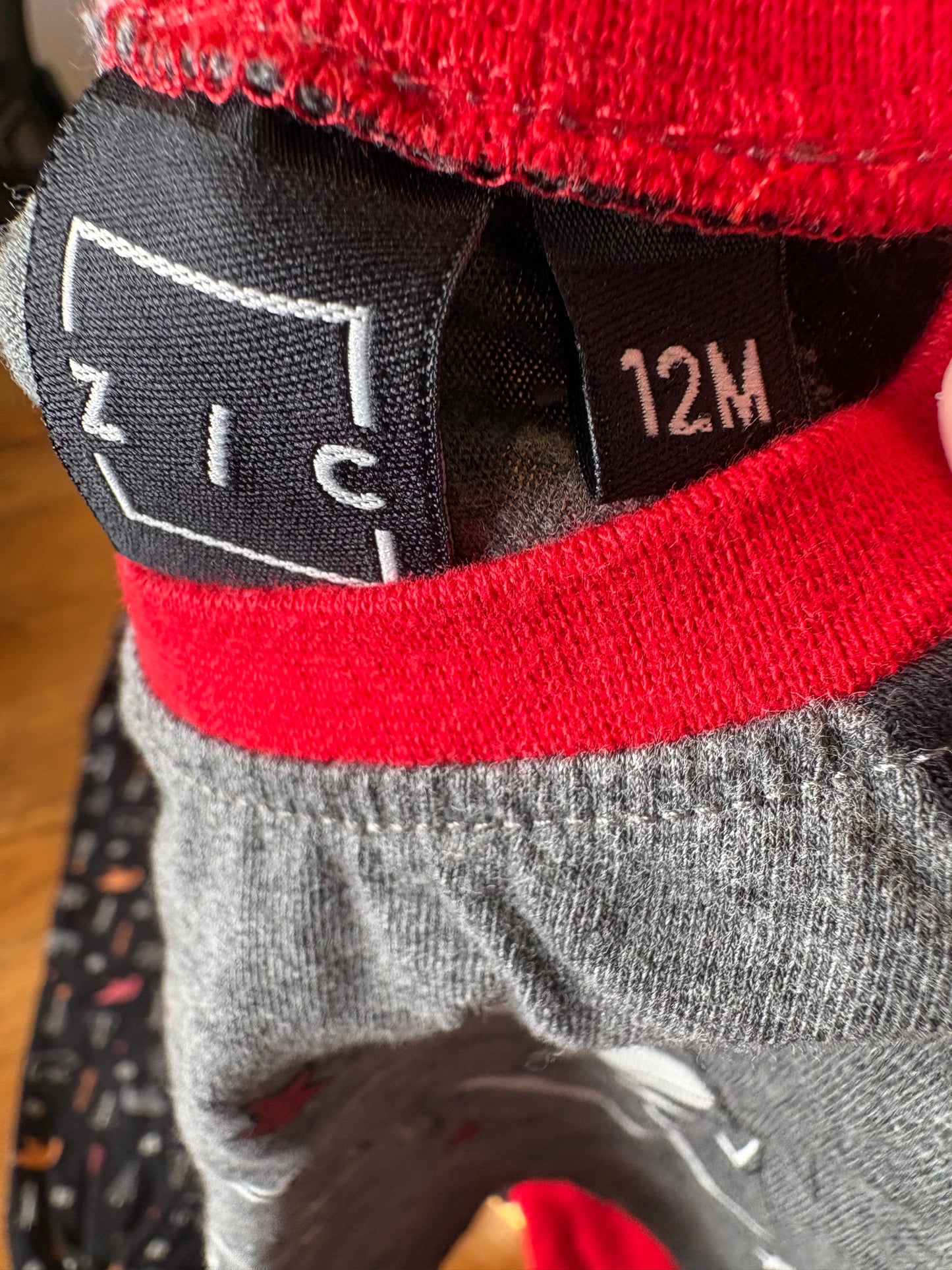 Ensemble Zic 12 mois (cmb)
