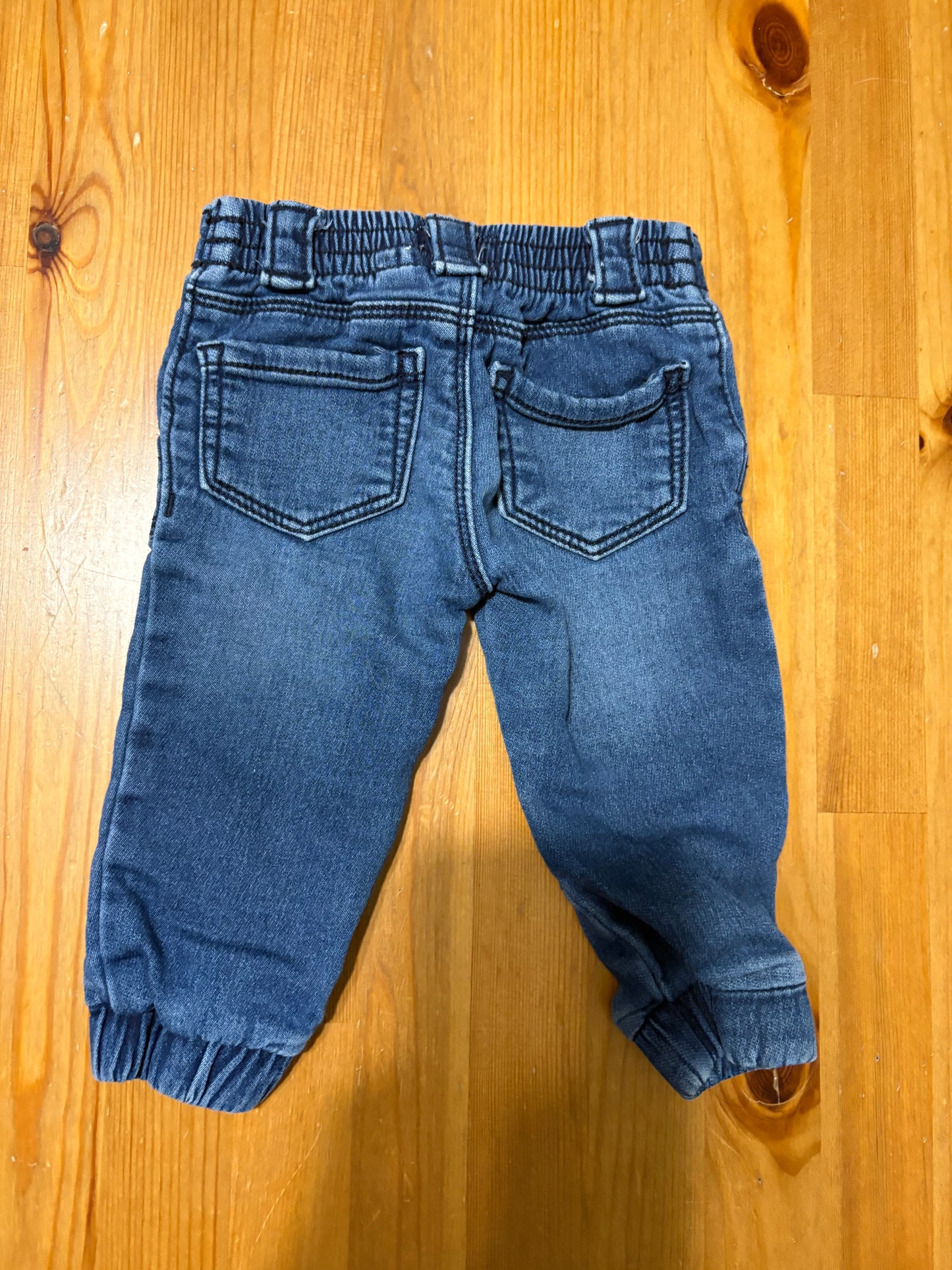 Jeans oshkosh 9 mois