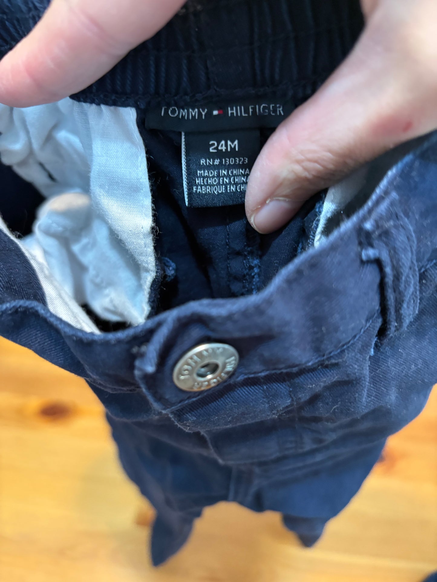 Pantalon tommy hilfigher 24 mois