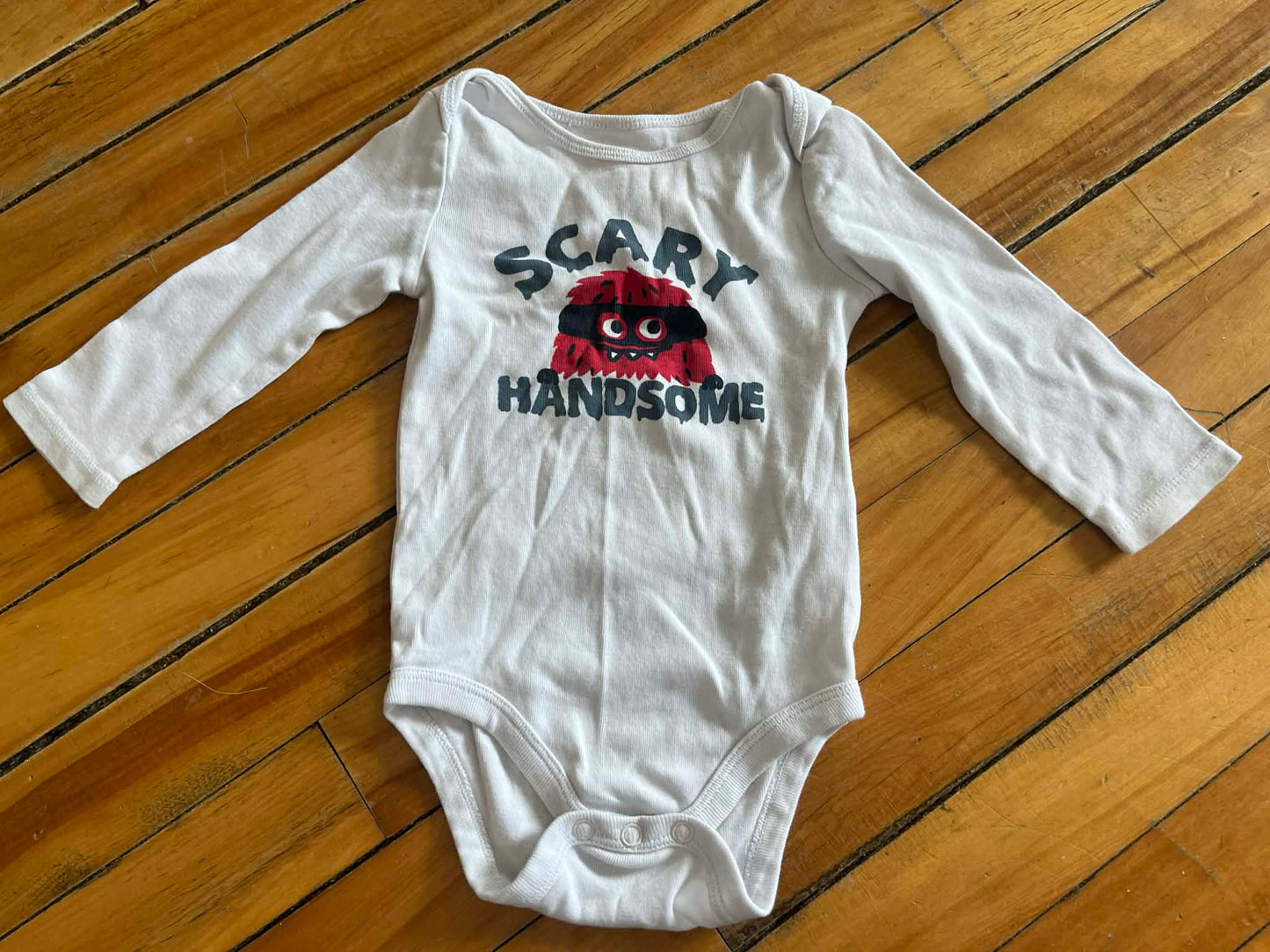 Cache-couche 6-12 mois joe fresh état neuf