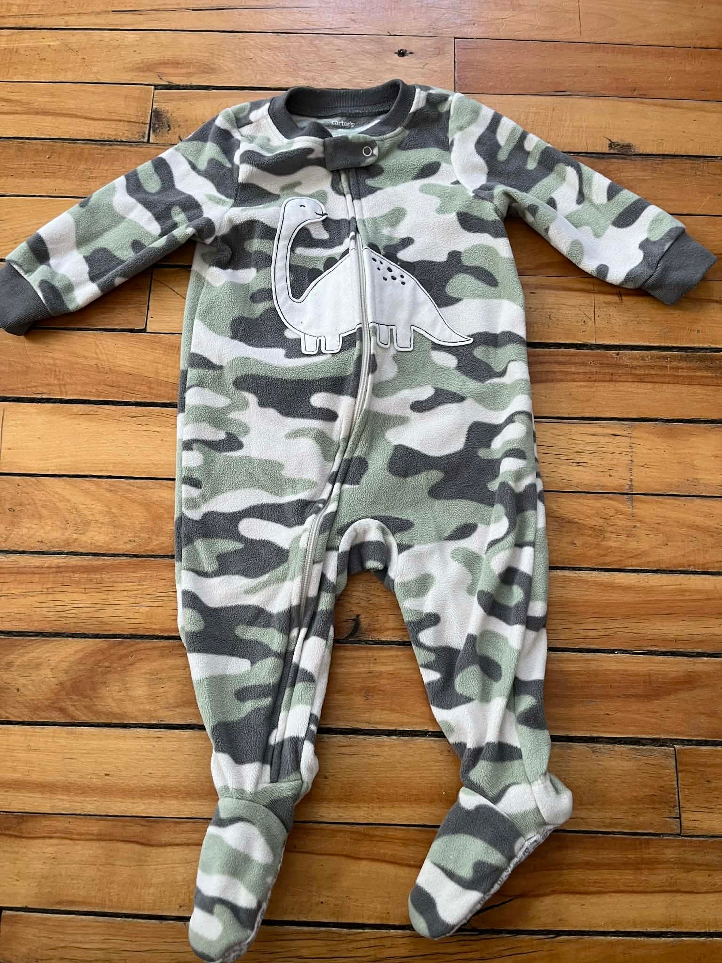 Pyjama 9 mois carter’s