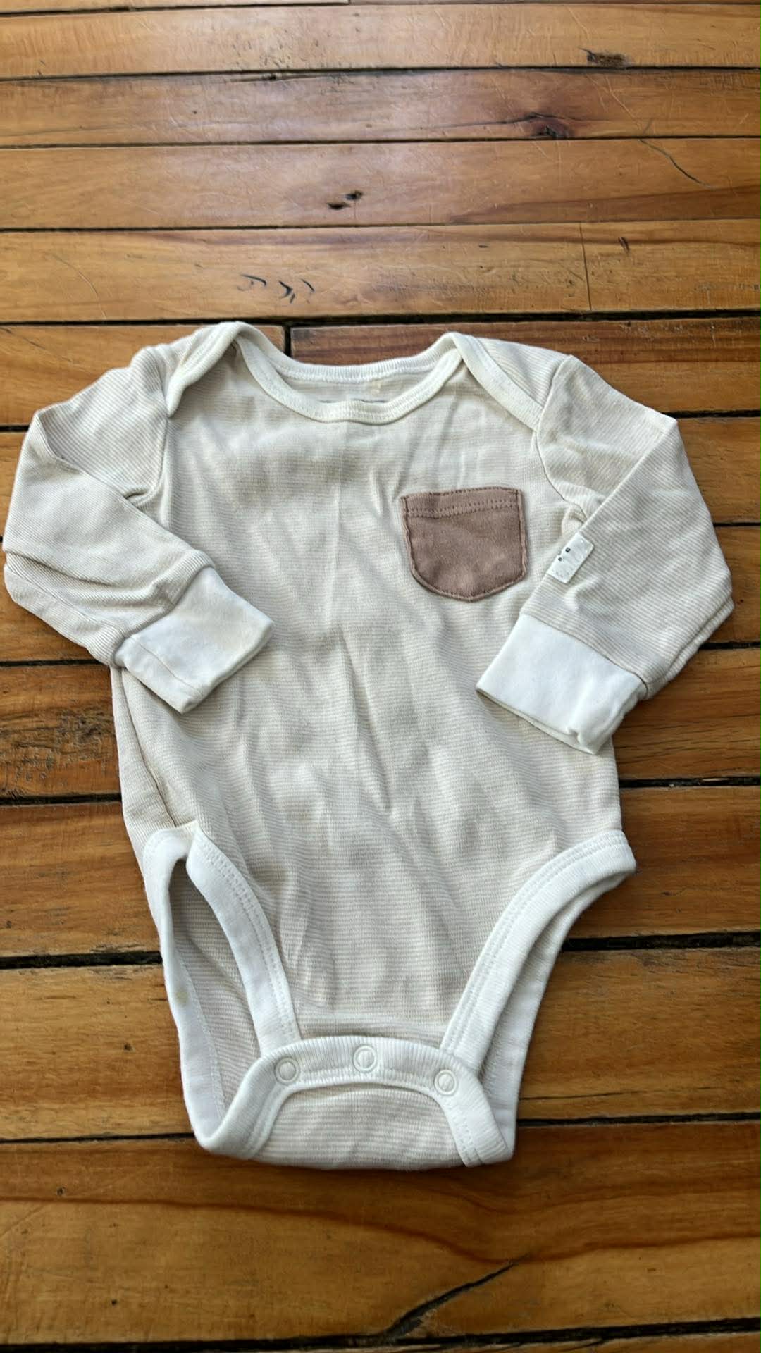 Cache-couche gagou tagou 6 mois