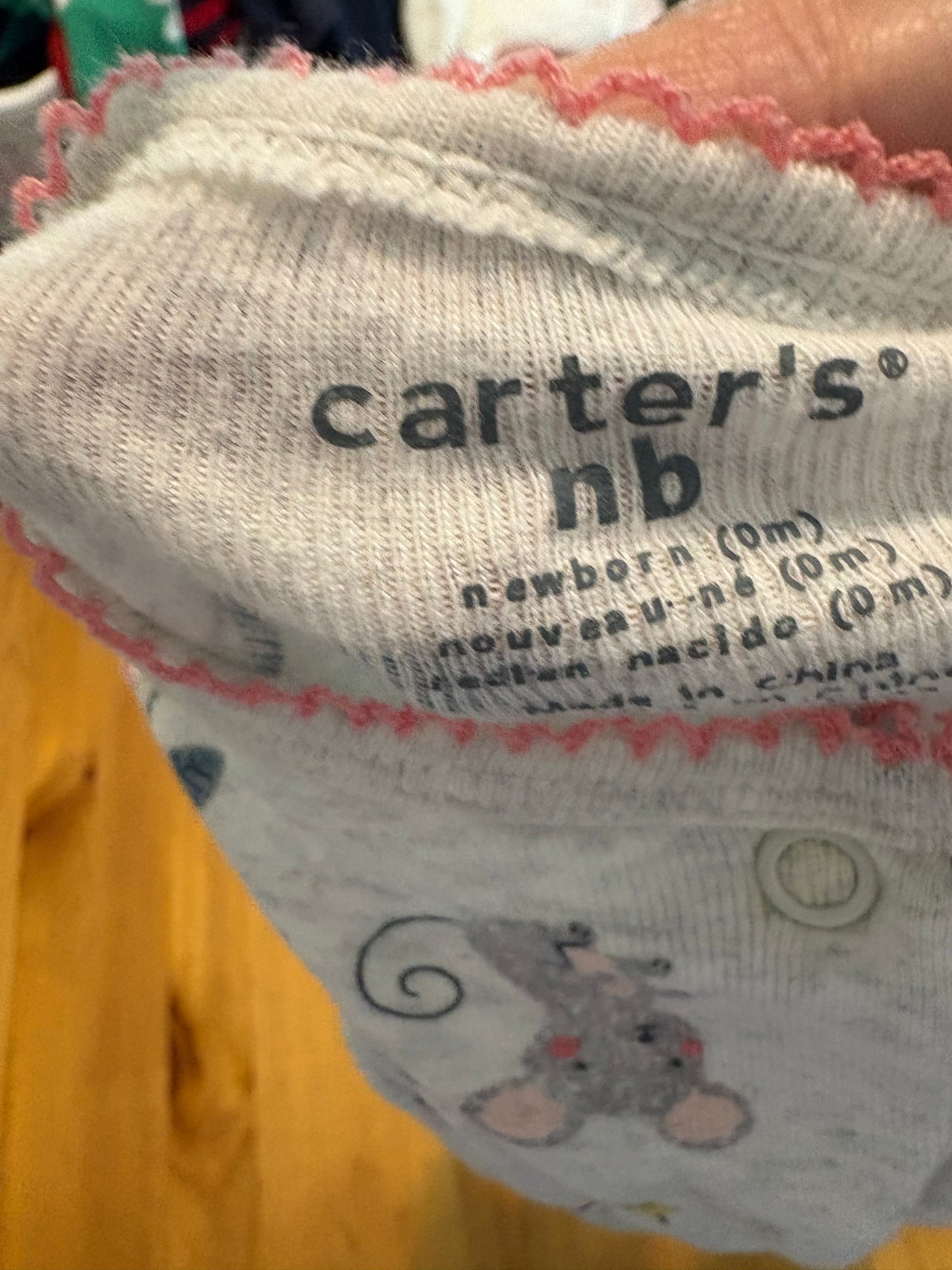 Pyjama carter’s nb * voir description