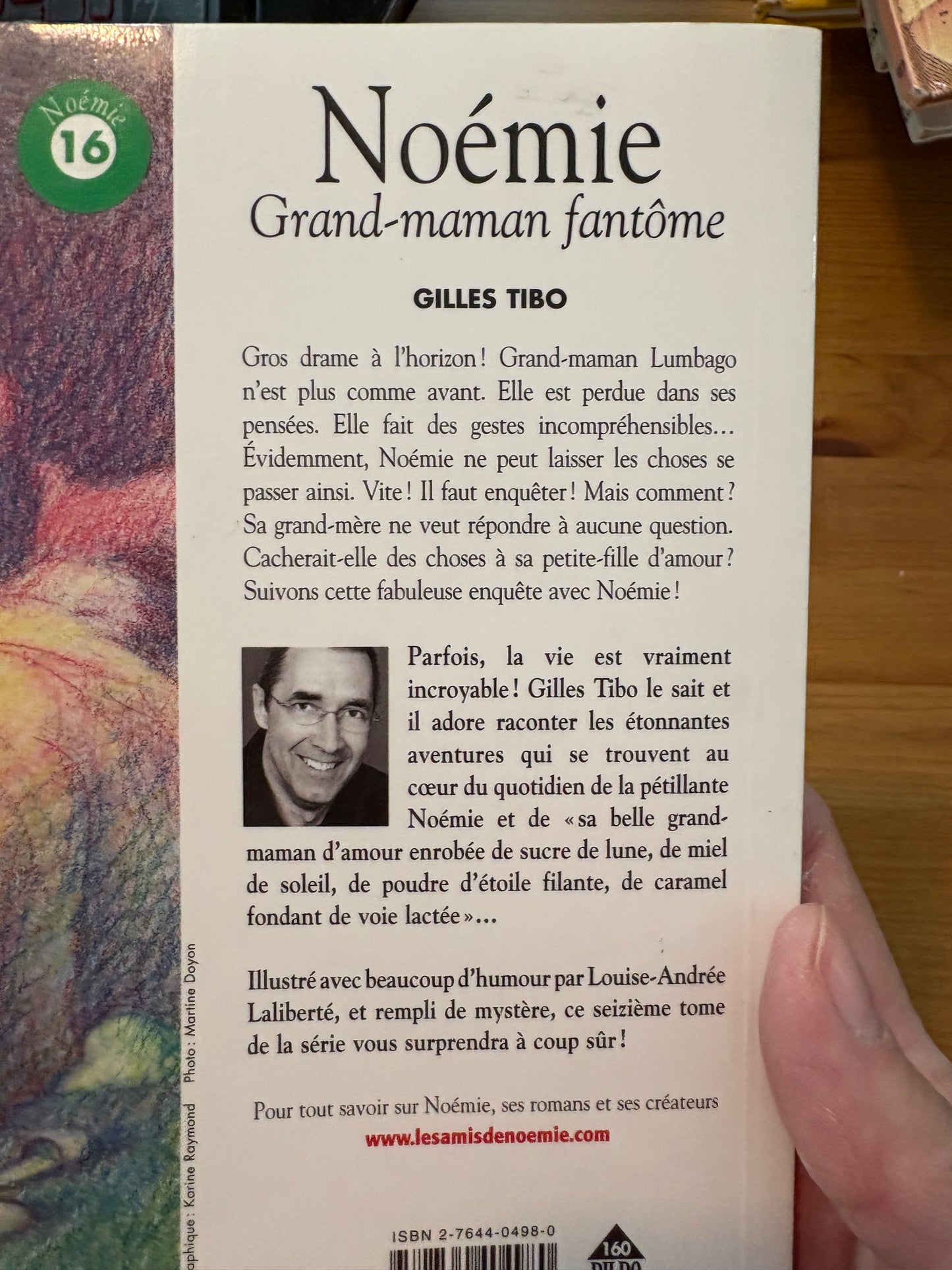 Livre Noémie grand-maman fantôme