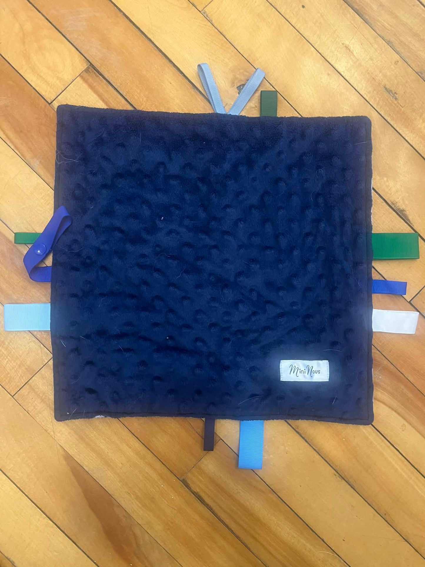 Doudou étiquette mini nous état neuf