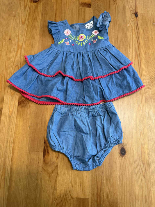 Robe Le Top 6 mois  neuf