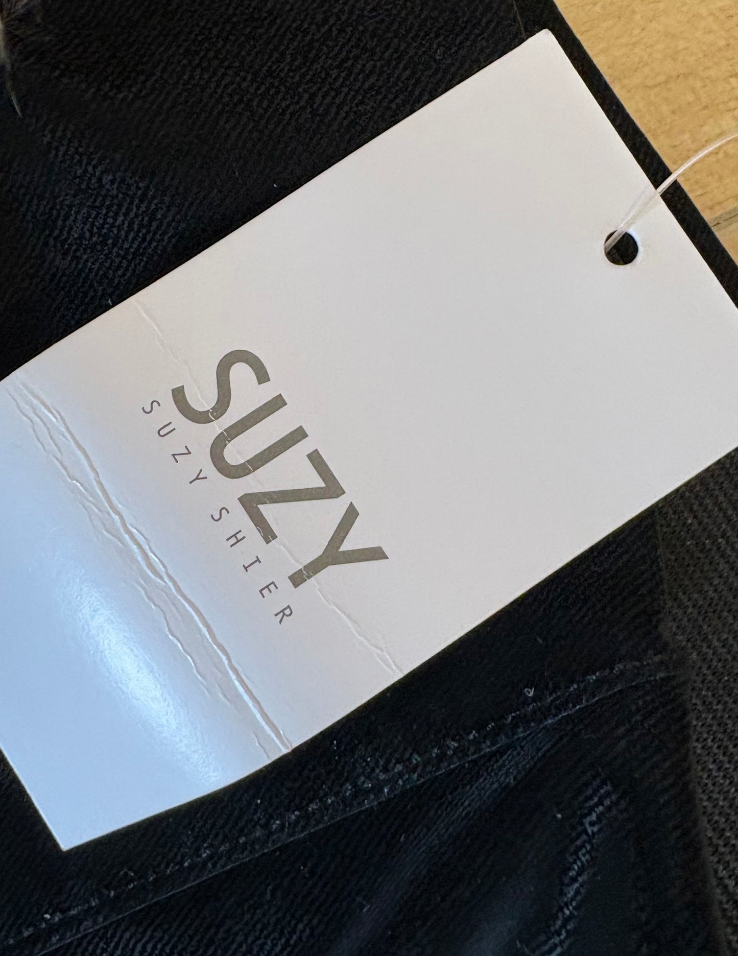 Pantalon neuf suzy shier xsmall valeur 34.99$ neuf