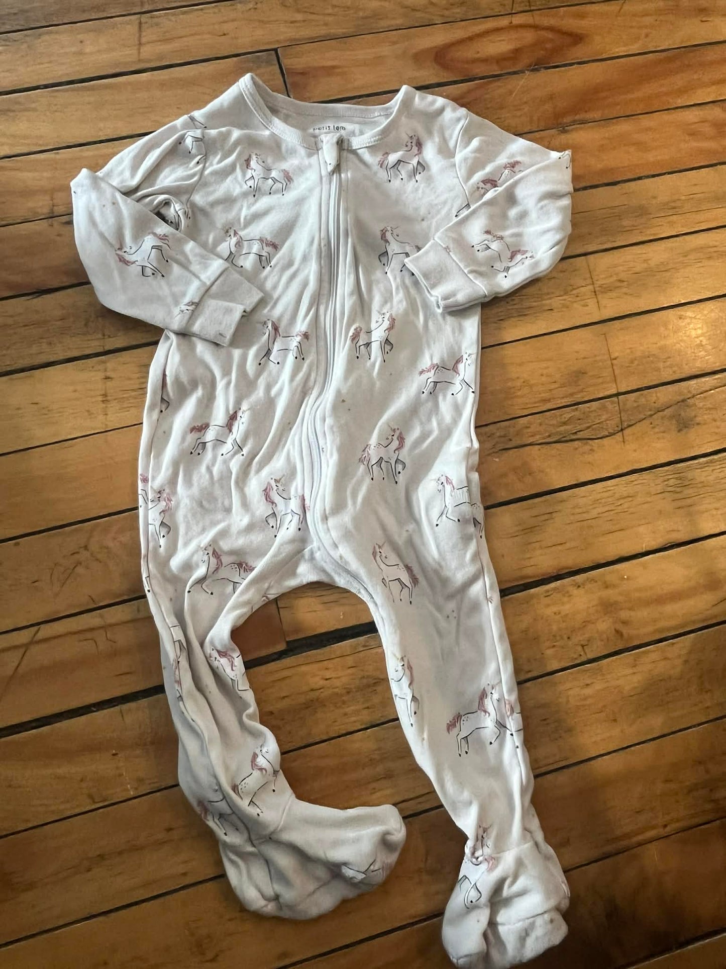 Pyjama petit lem 12 mois(consignationmb)